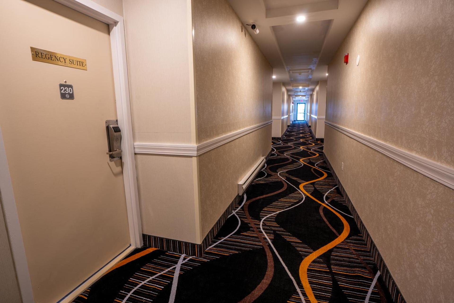 Hyannis Plaza Hotel photo 10