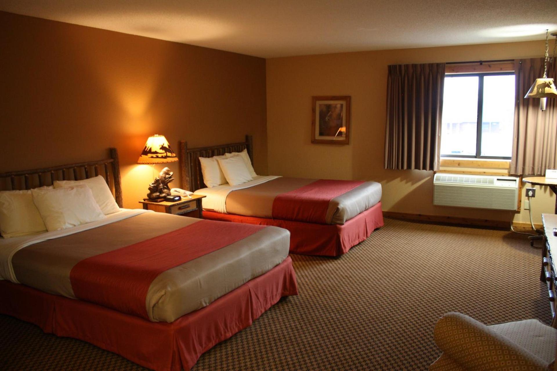 The Lodge at Crooked Lake photo 2