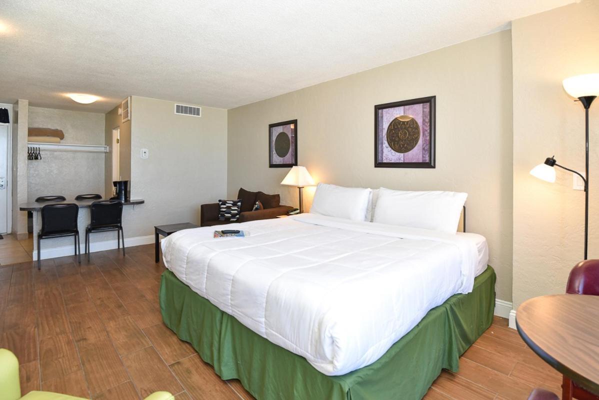 Cove Motel Oceanfront photo 70