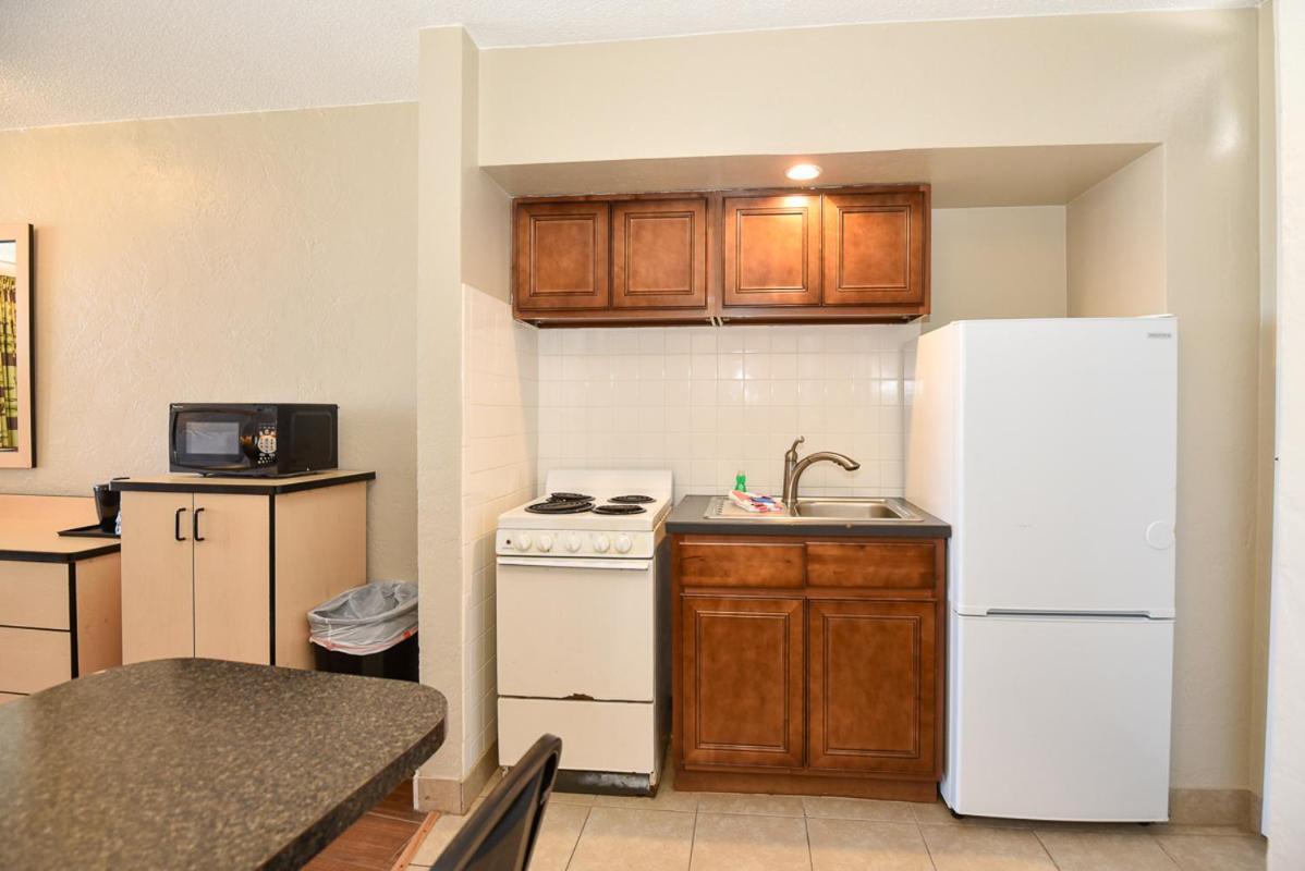 Cove Motel Oceanfront photo 72