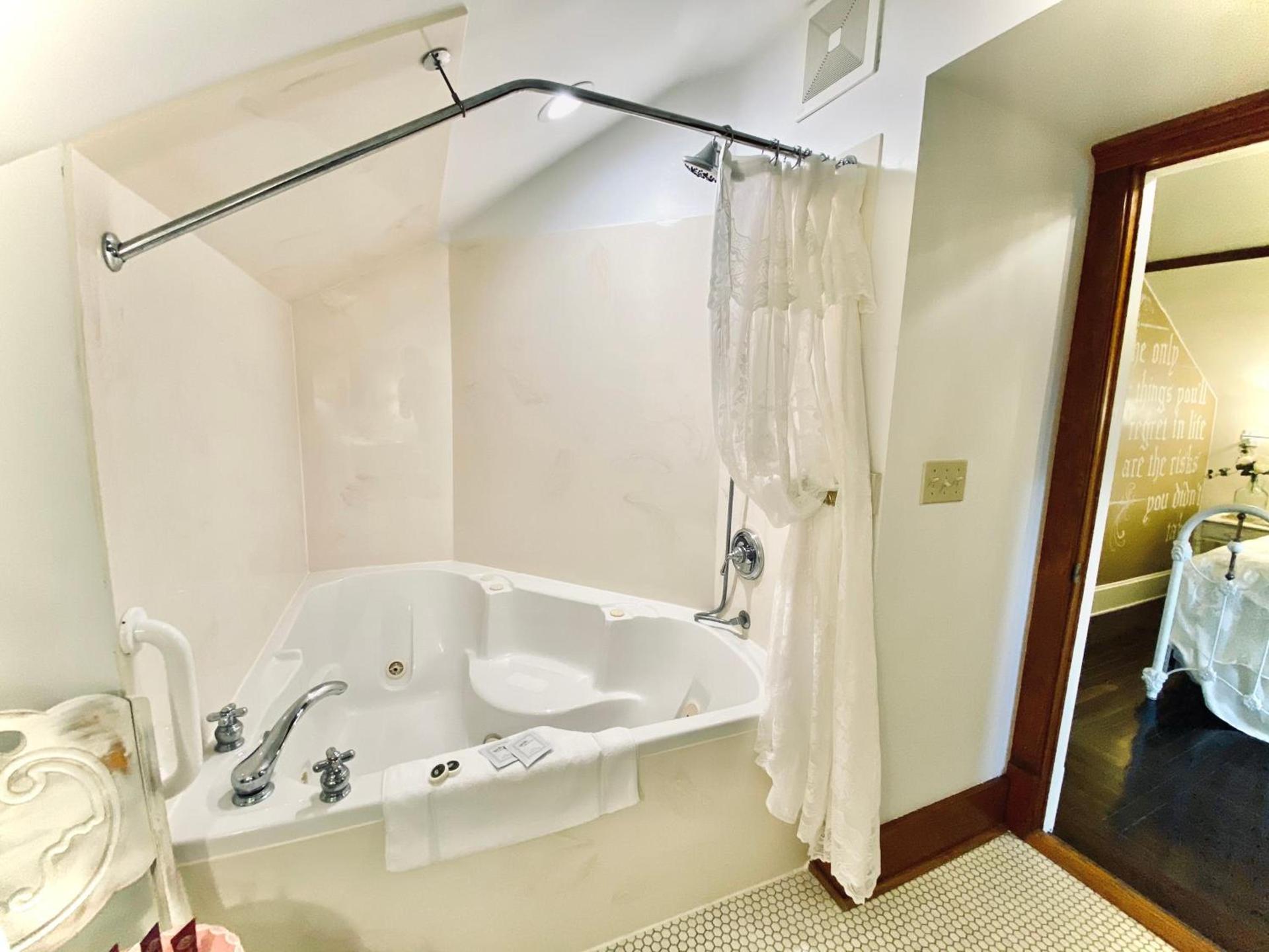 The Abriendo Inn photo 9