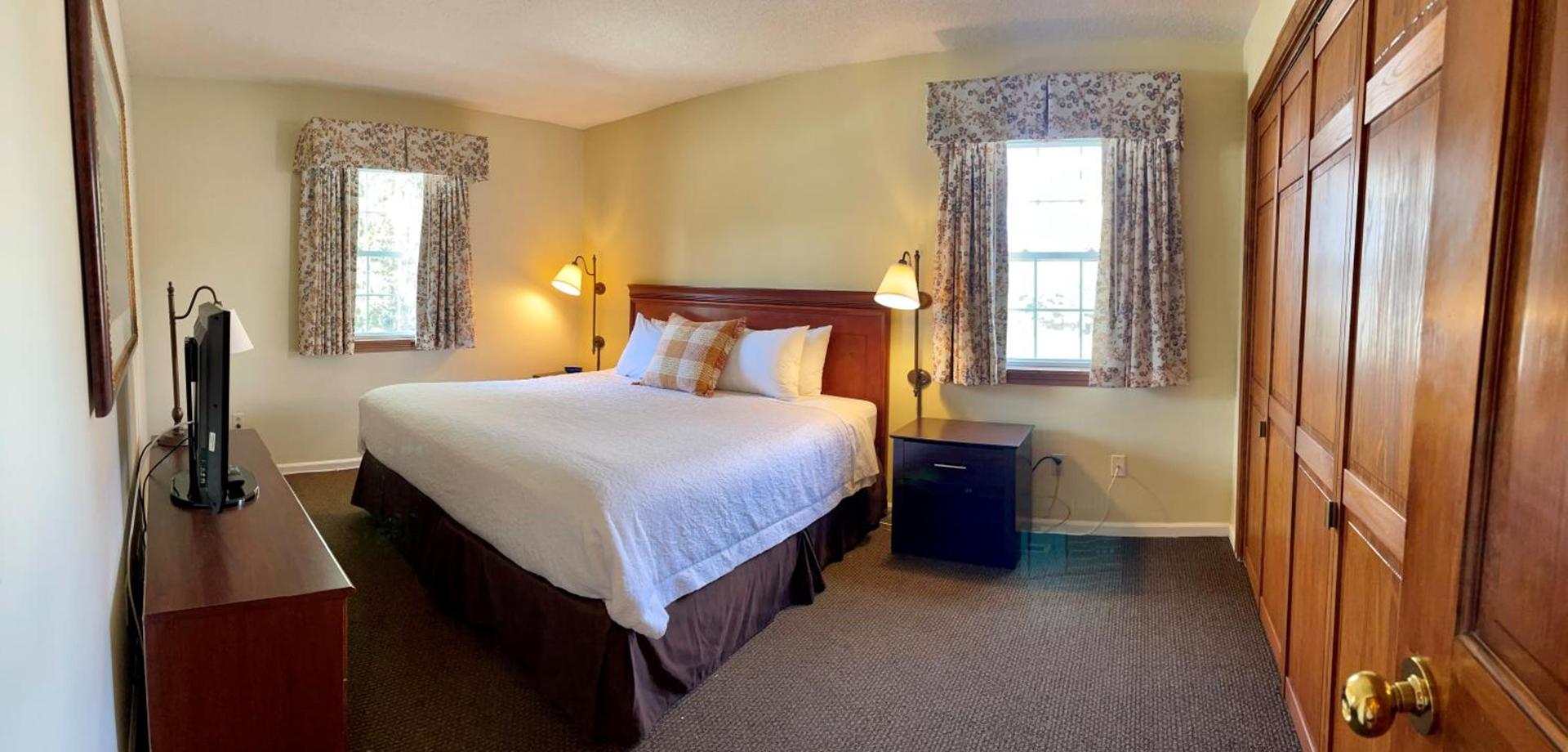 The Central Downtown Inn Suites photo 36