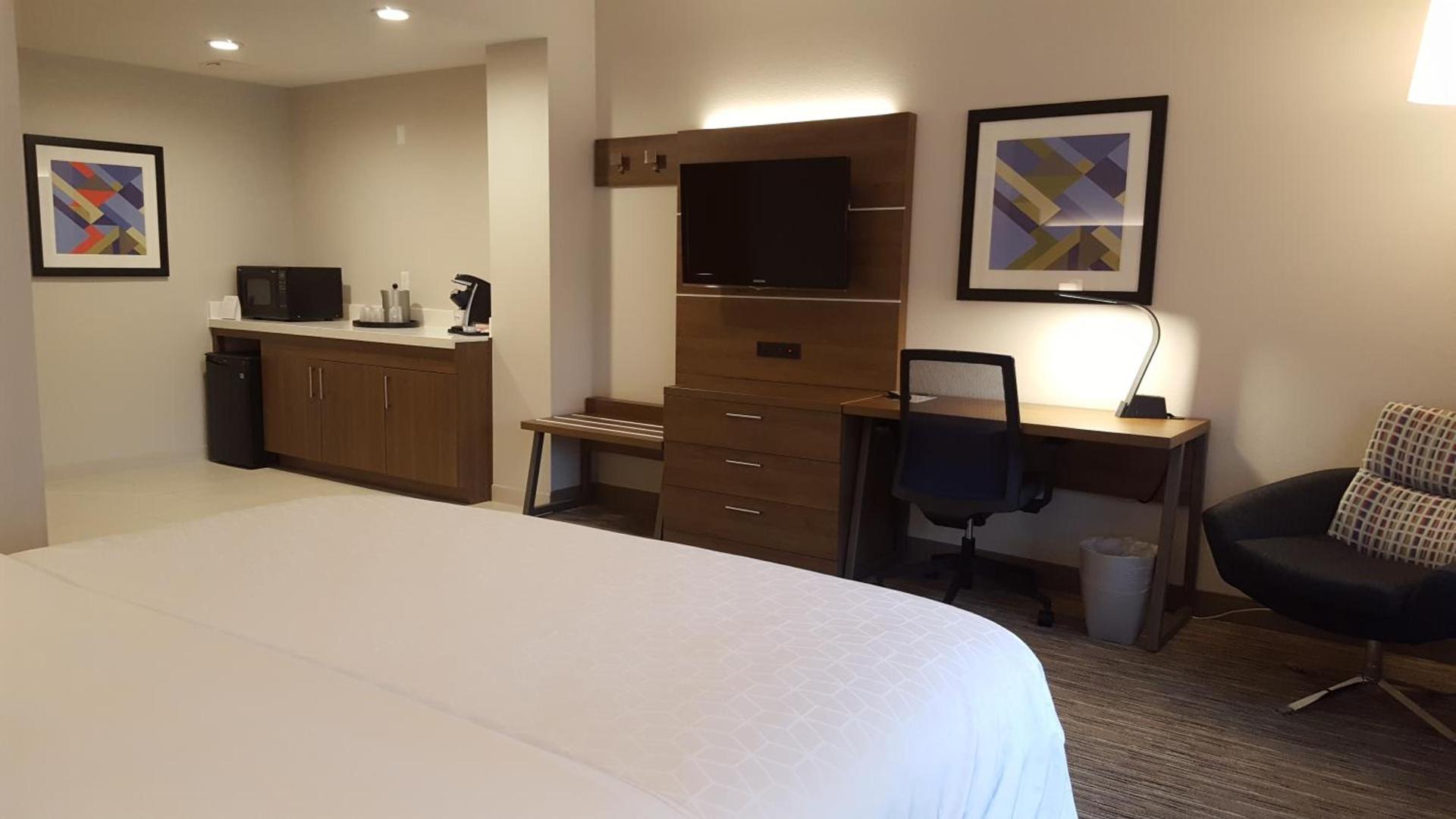 Holiday Inn Express Fremont - Milpitas Central by IHG photo 29