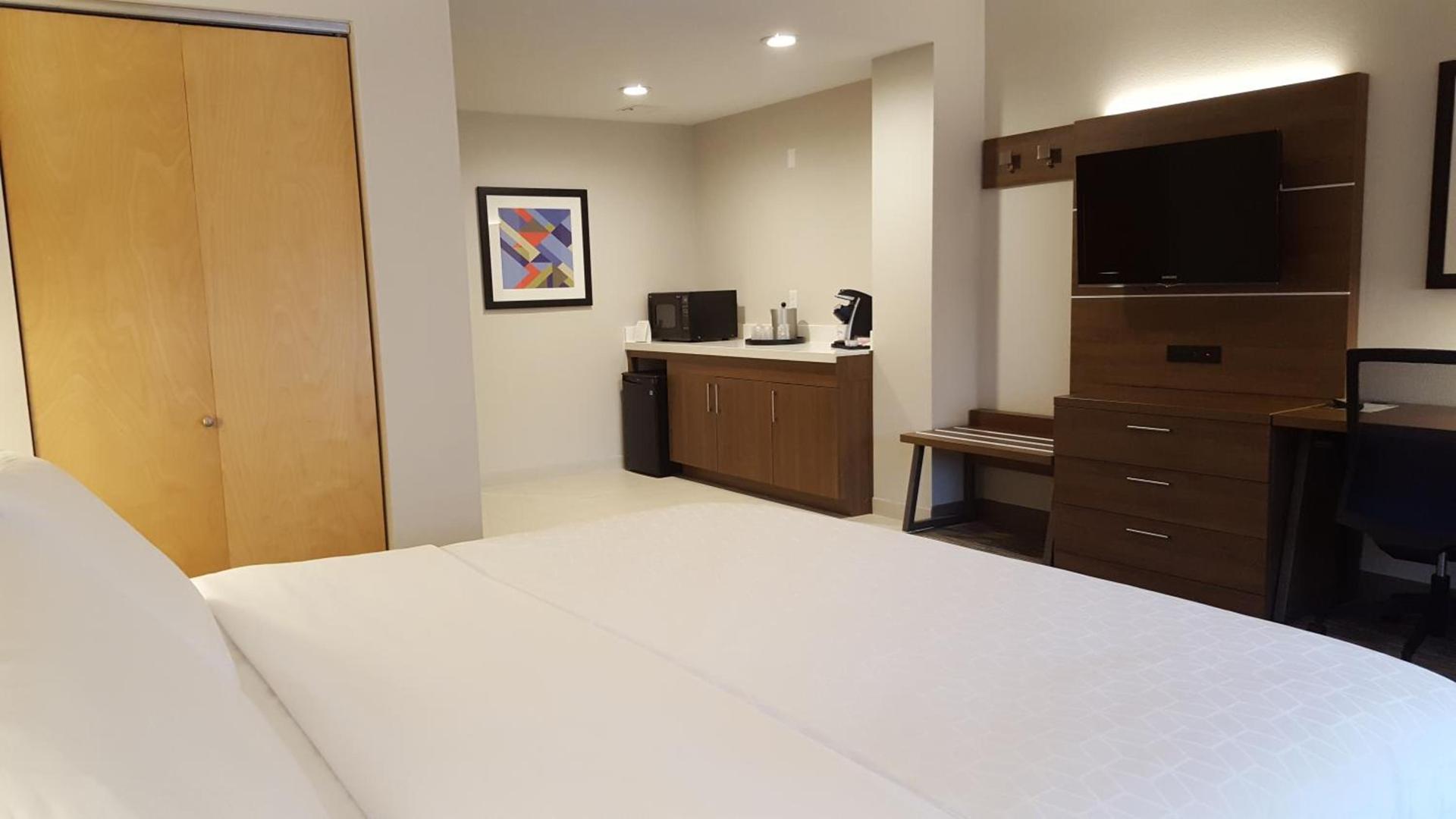 Holiday Inn Express Fremont - Milpitas Central by IHG photo 30