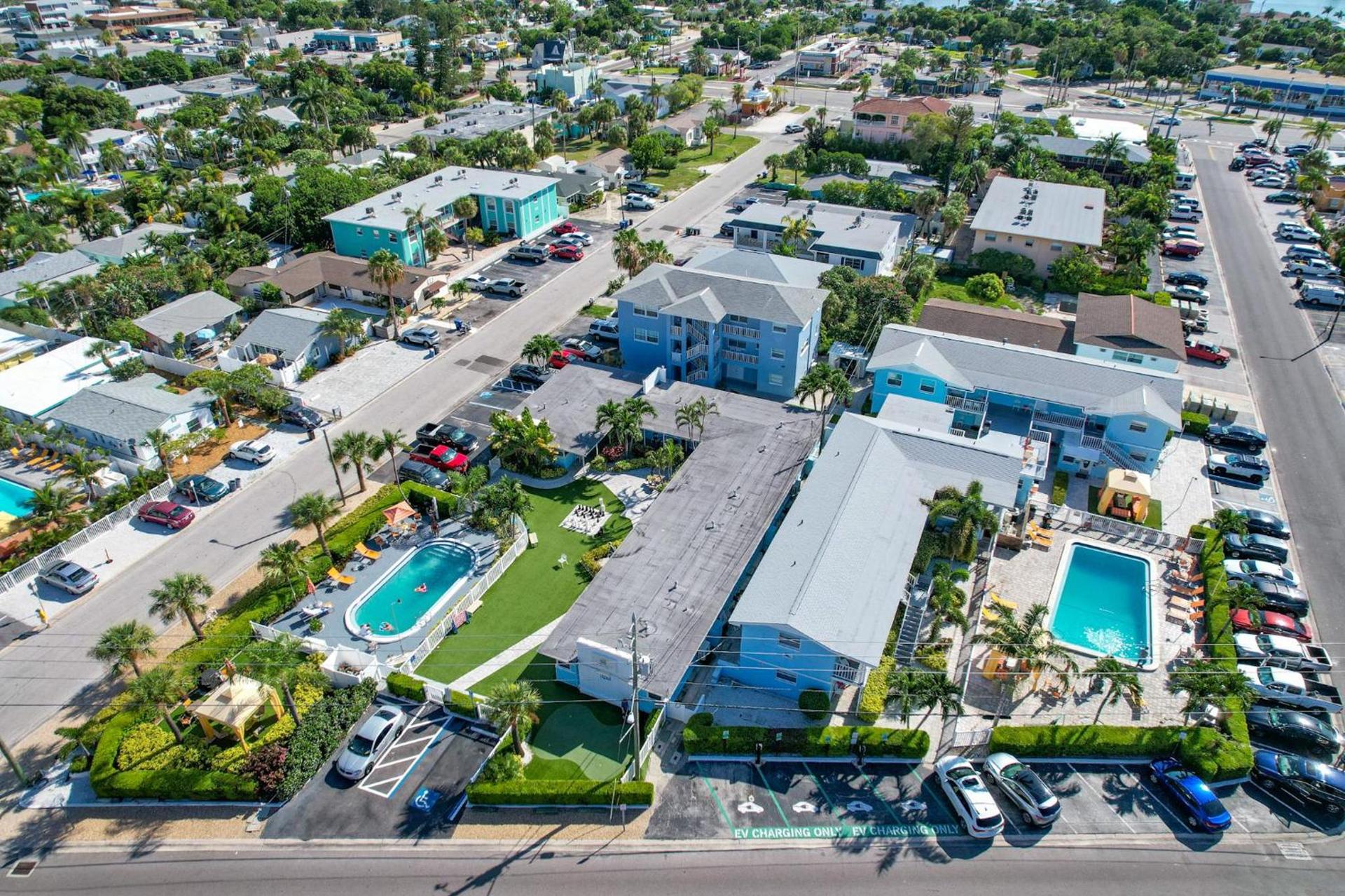 St. Pete Beach Suites photo 15