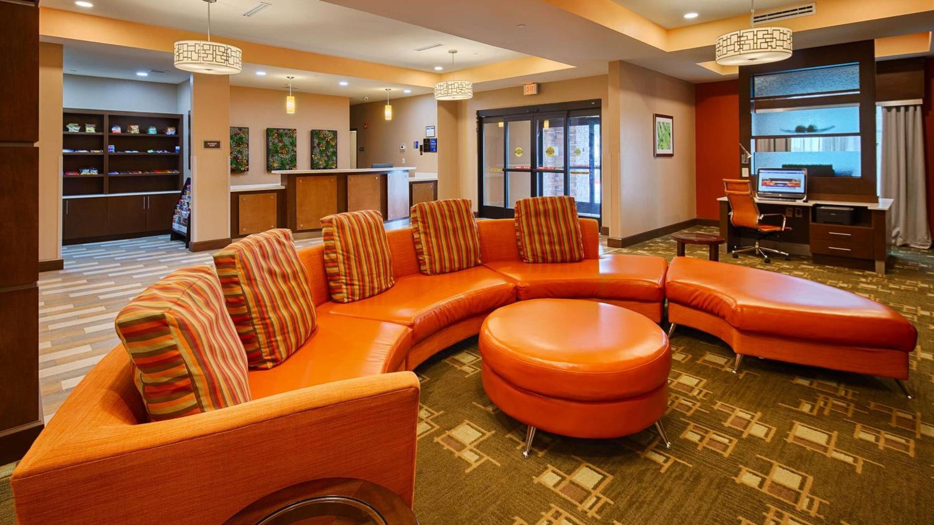 Best Western Plus Flatonia Inn photo 13