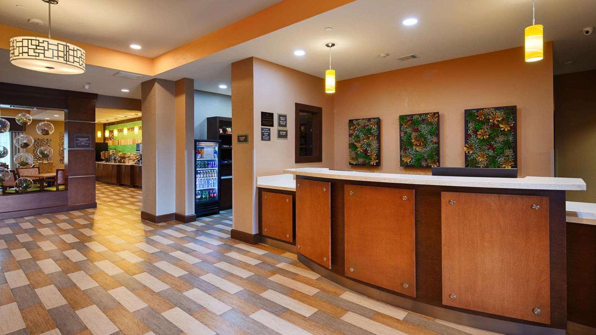 Best Western Plus Flatonia Inn photo 11