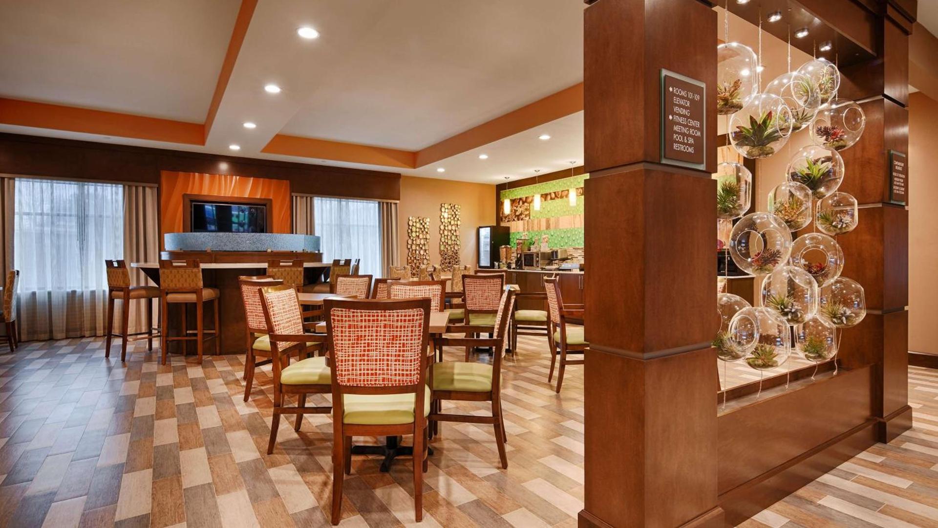 Best Western Plus Flatonia Inn photo 16