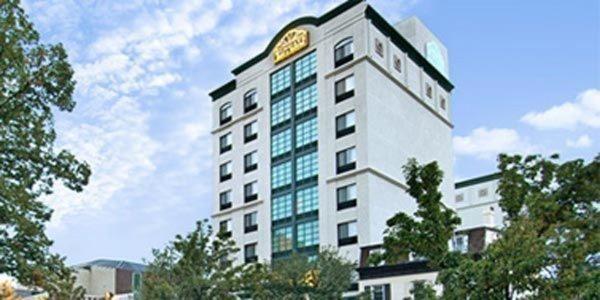 Marco LaGuardia Hotel & Suites photo 10