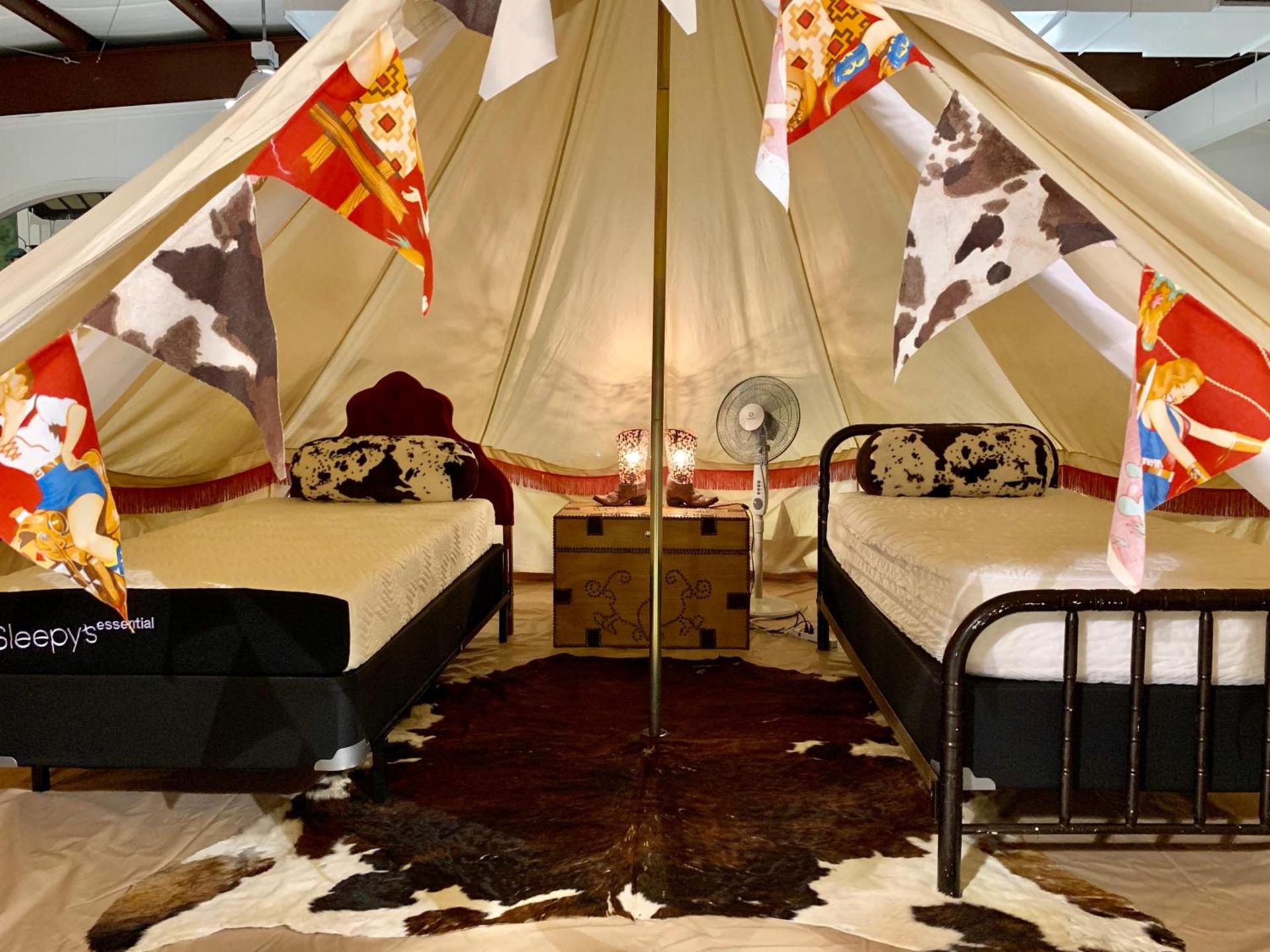 Lone Star Glamp Inn photo 88