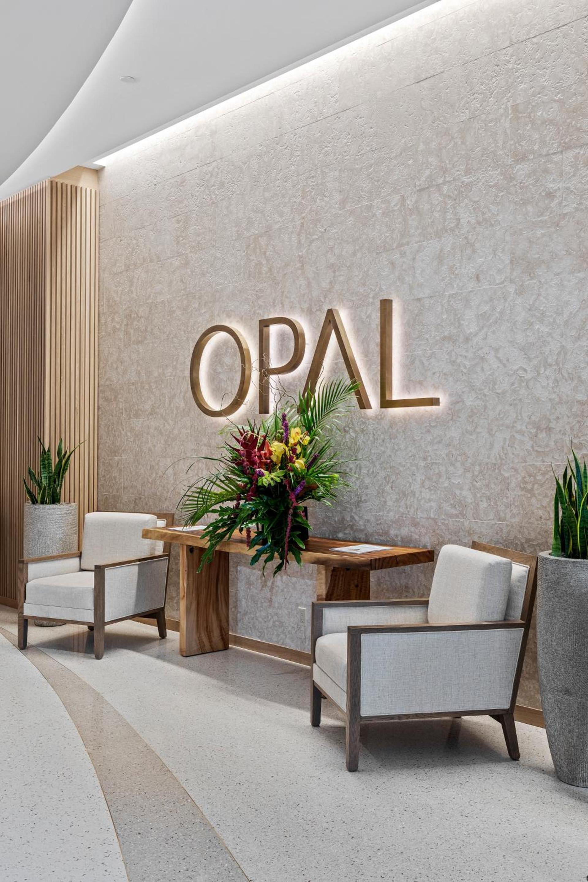 Opal Grand Oceanfront Resort & Spa photo 14