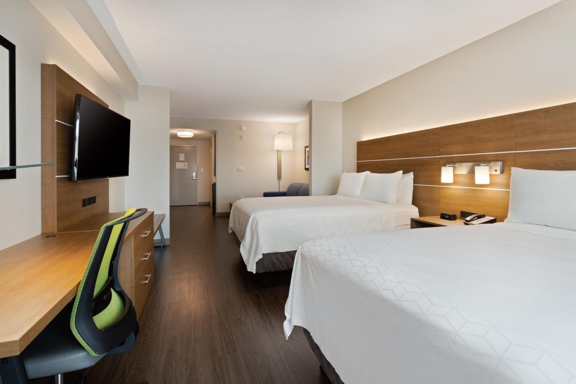 Holiday Inn Express Hotel & Suites Largo-Clearwater by IHG photo 34