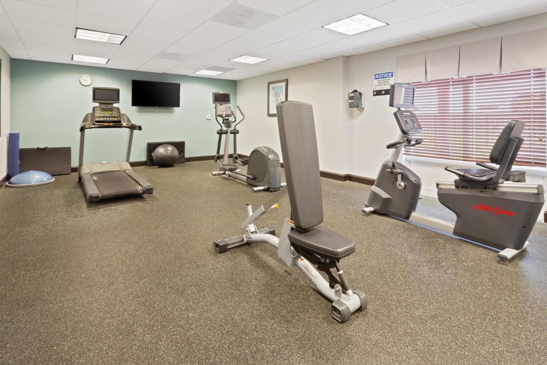 Holiday Inn Express Hotel & Suites Largo-Clearwater by IHG photo 13