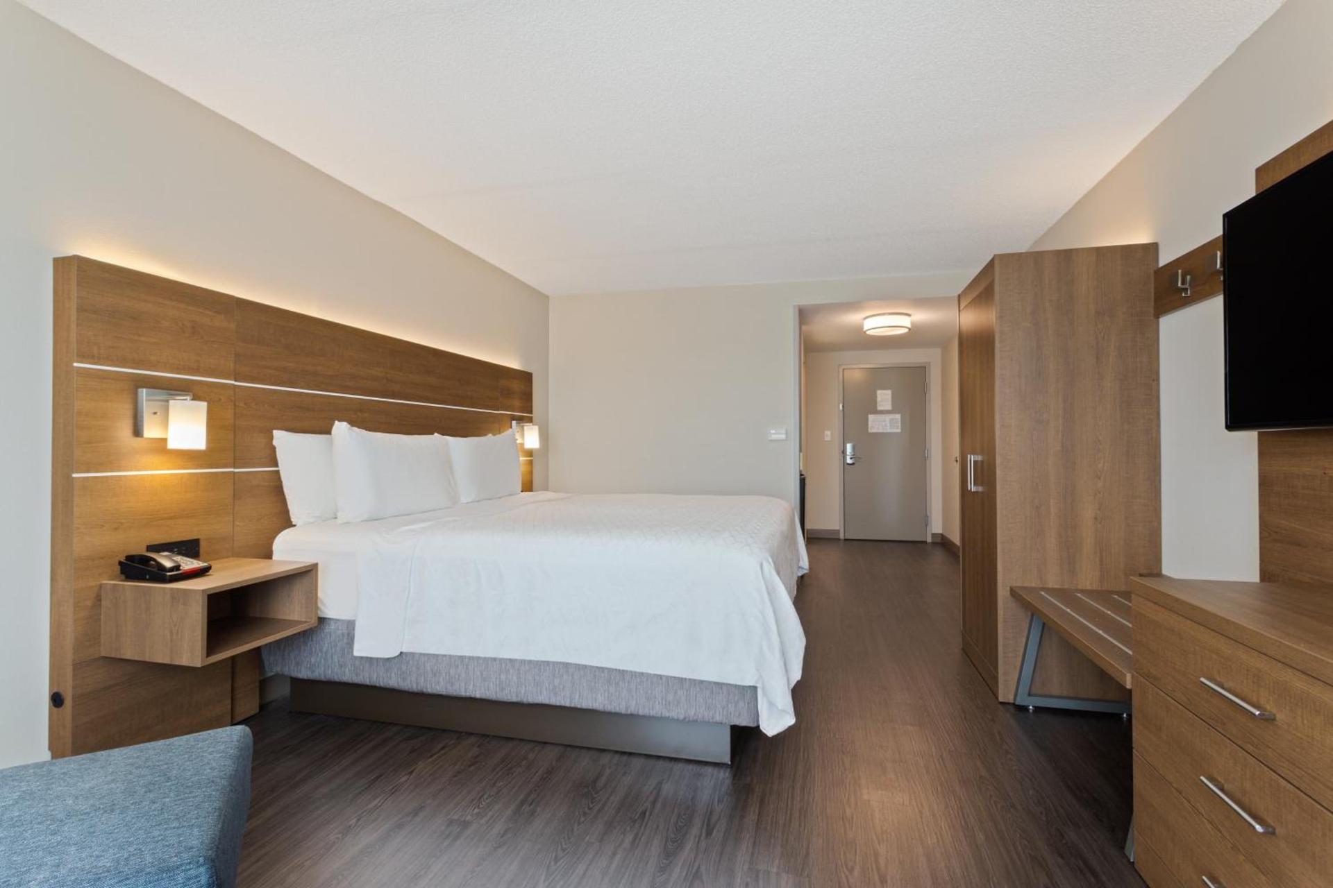 Holiday Inn Express Hotel & Suites Largo-Clearwater by IHG photo 38