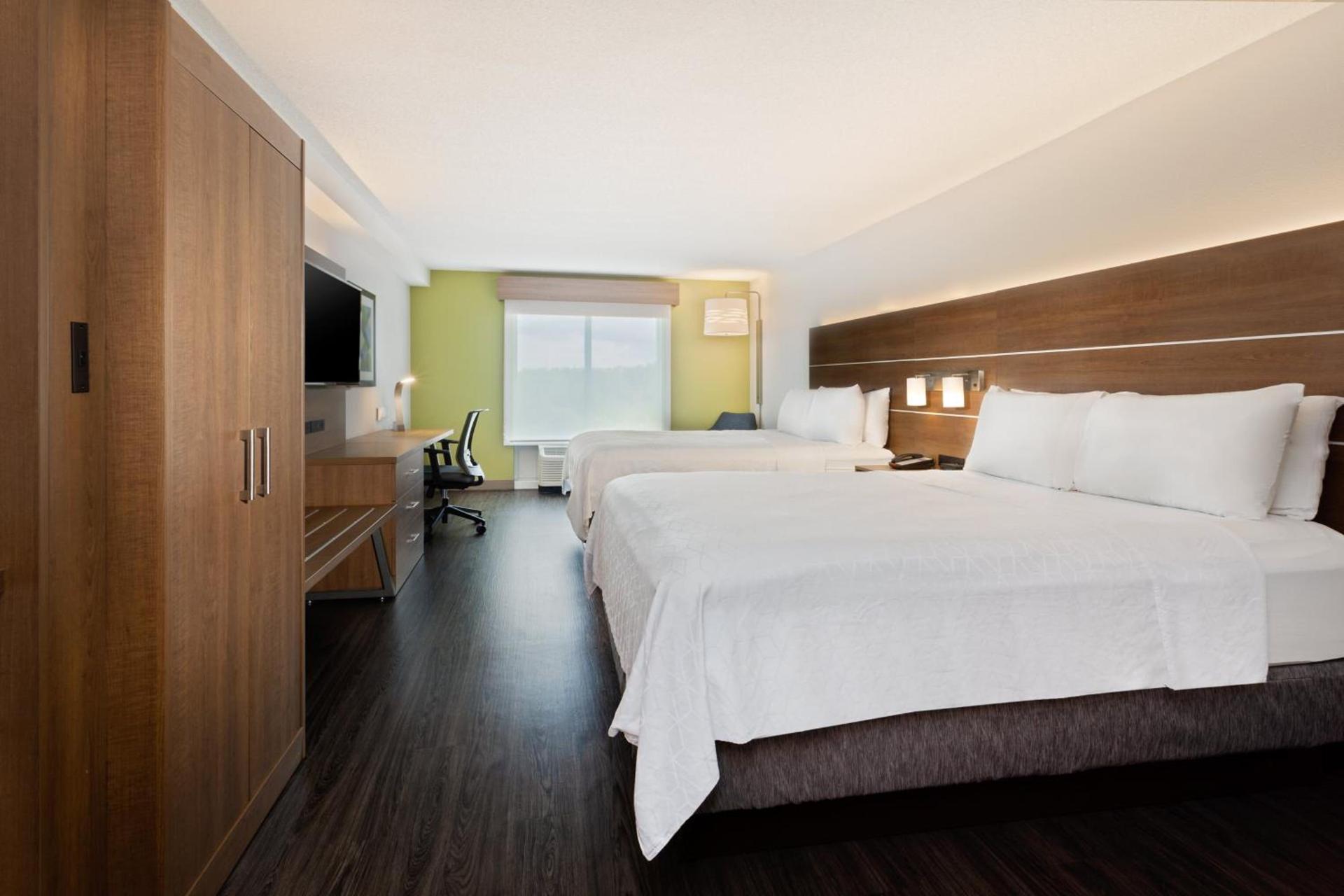 Holiday Inn Express Hotel & Suites Largo-Clearwater by IHG photo 35