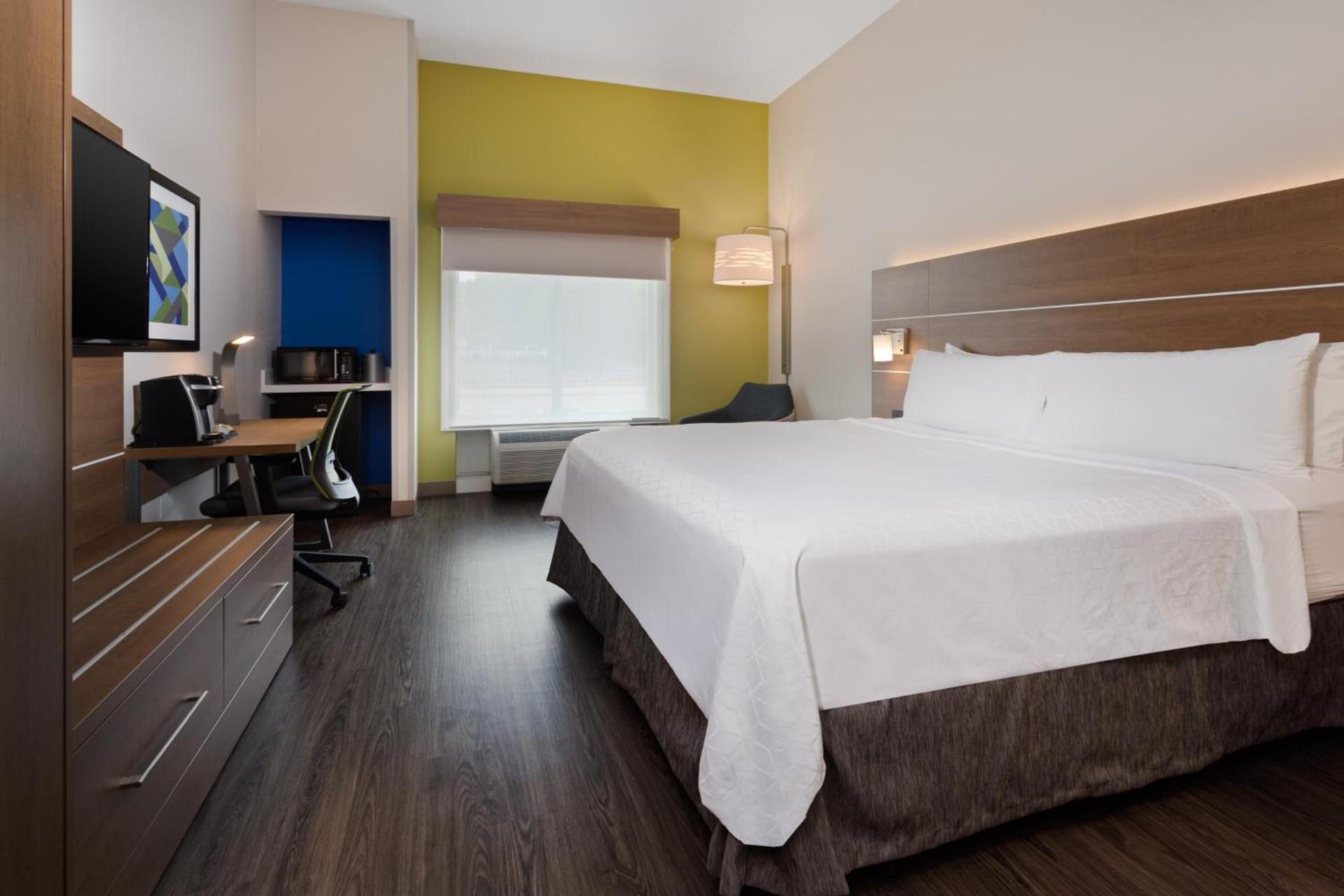 Holiday Inn Express Hotel & Suites Largo-Clearwater by IHG photo 33
