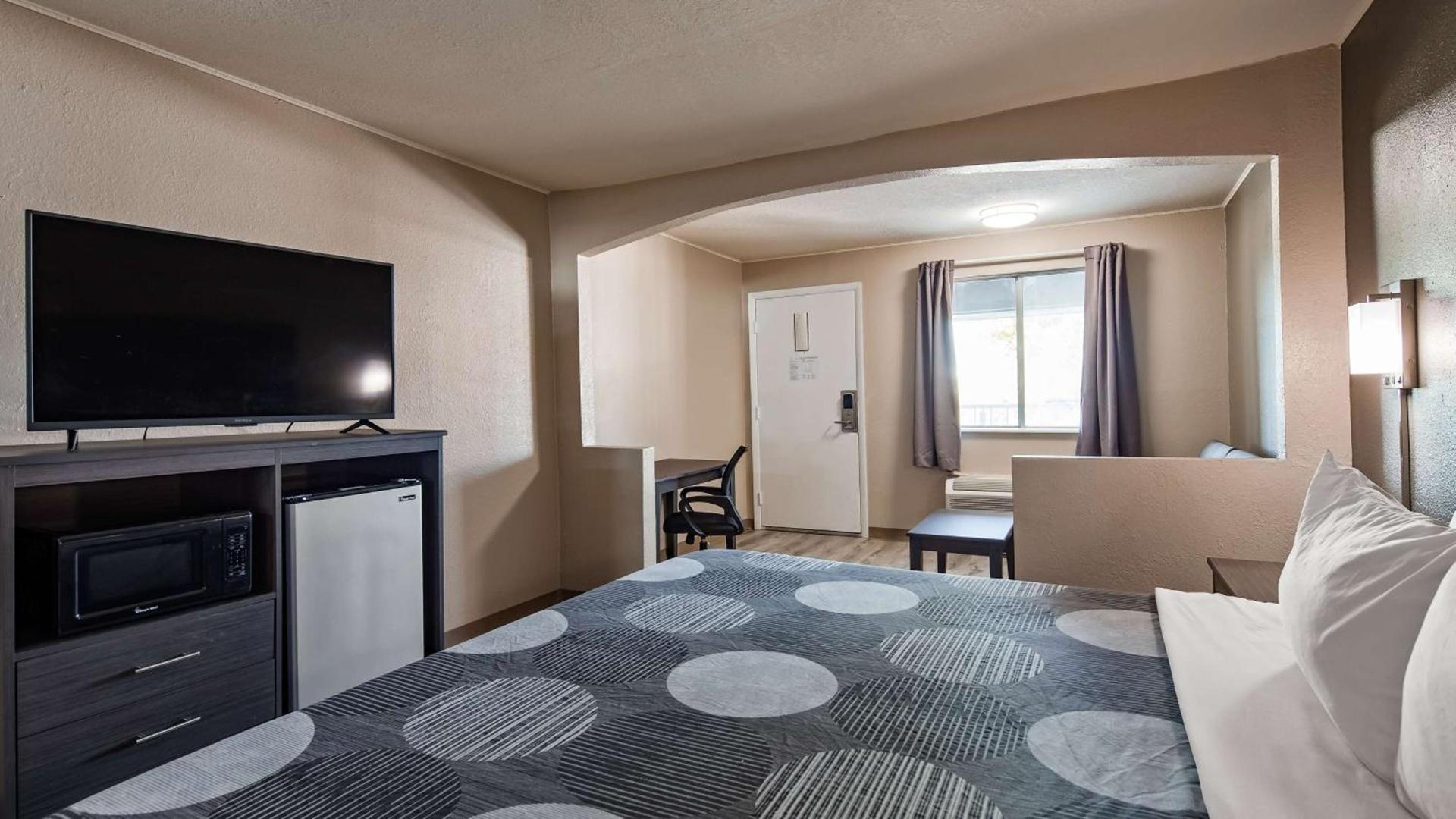 SureStay Hotel By Best Western Olathe photo 16