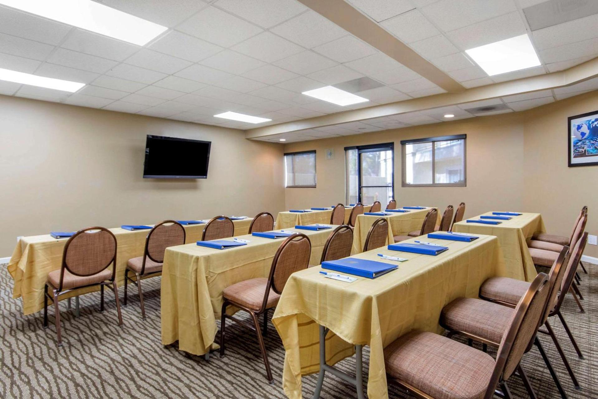 Comfort Inn Sunnyvale - Silicon Valley photo 14