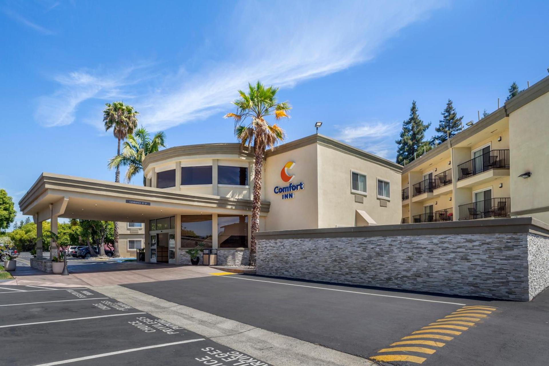 Comfort Inn Sunnyvale - Silicon Valley photo 1