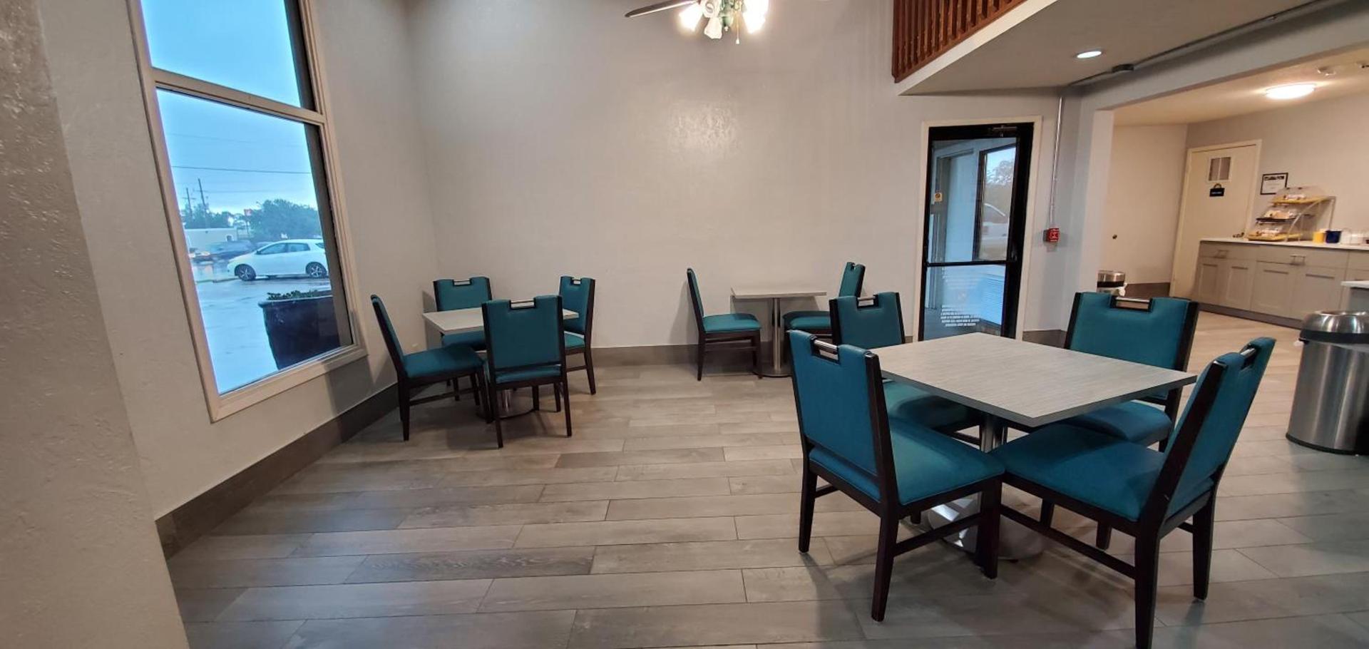 SureStay Plus by Best Western Beaumont photo 20