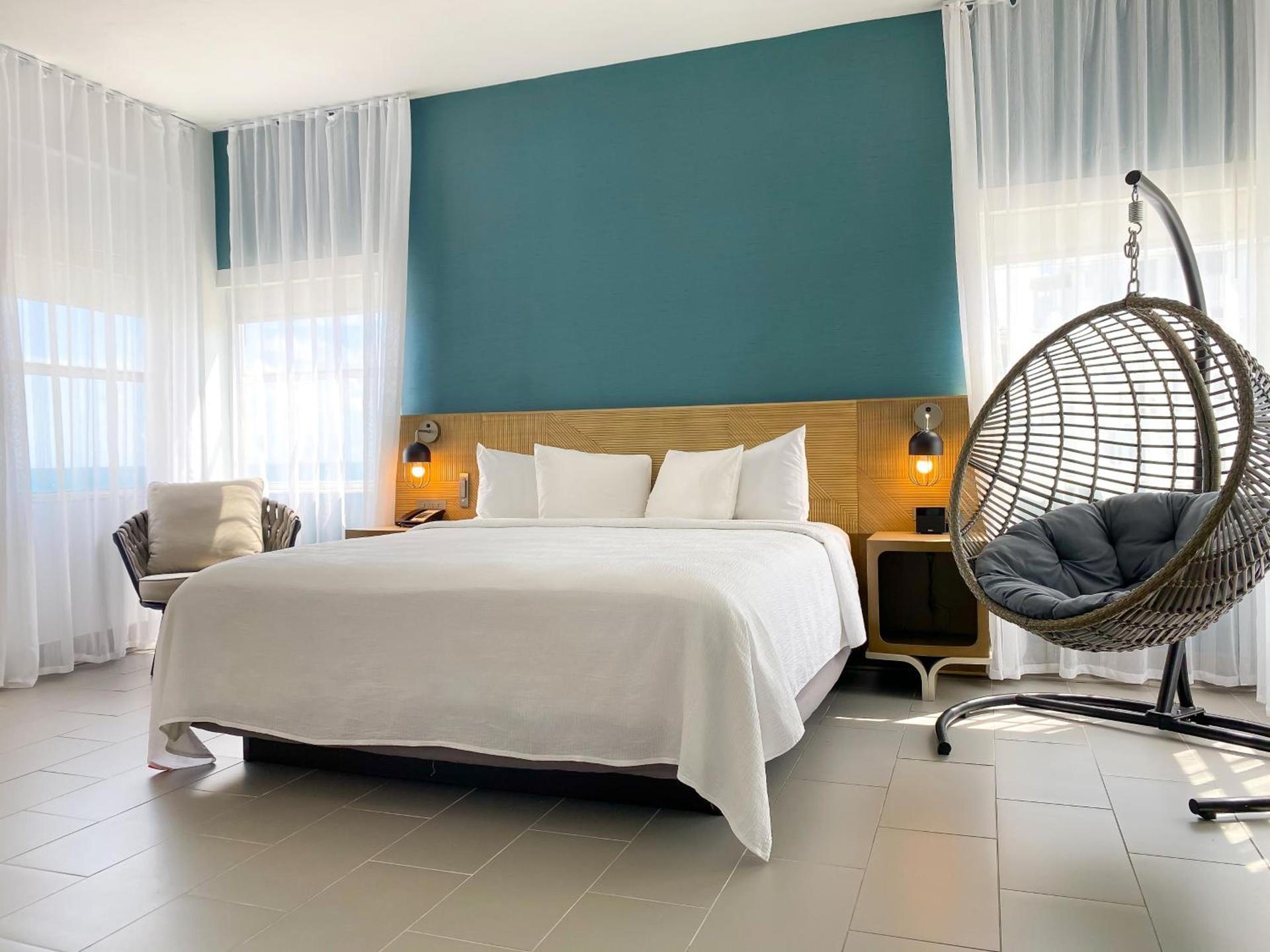Marseilles Beachfront Hotel photo 46
