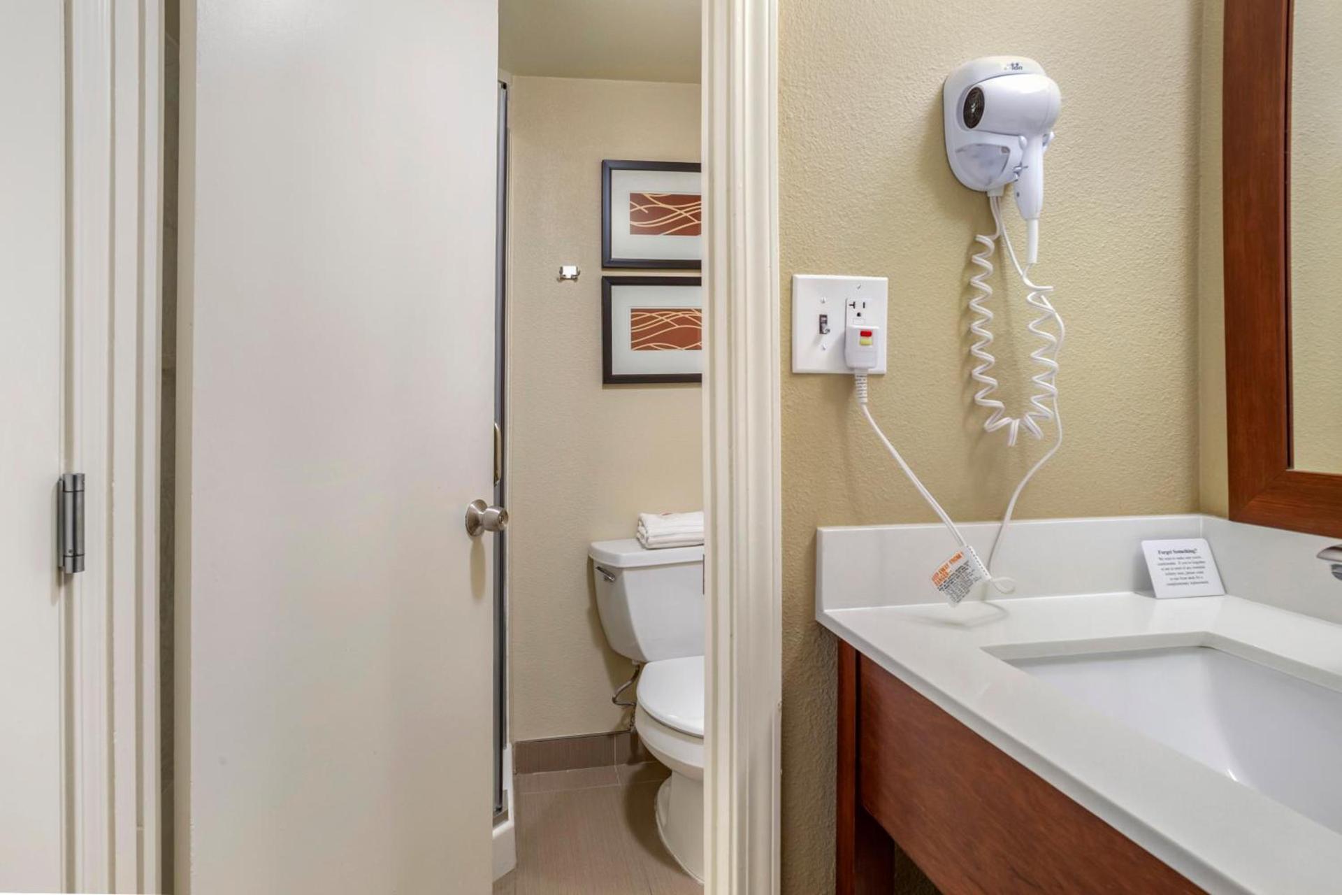 Comfort Inn Sunnyvale - Silicon Valley photo 28