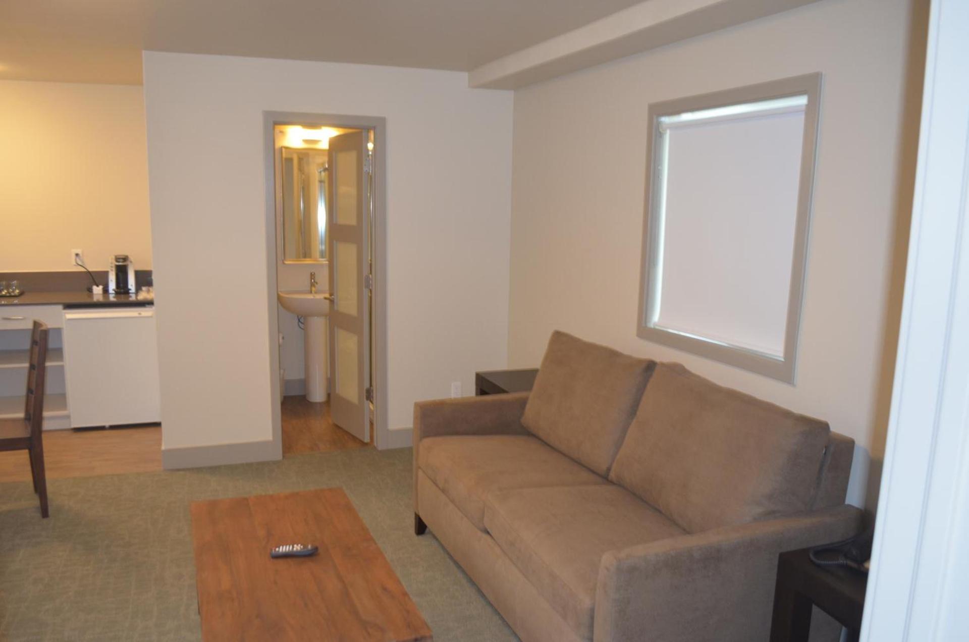 Basalt Mountain Inn photo 23