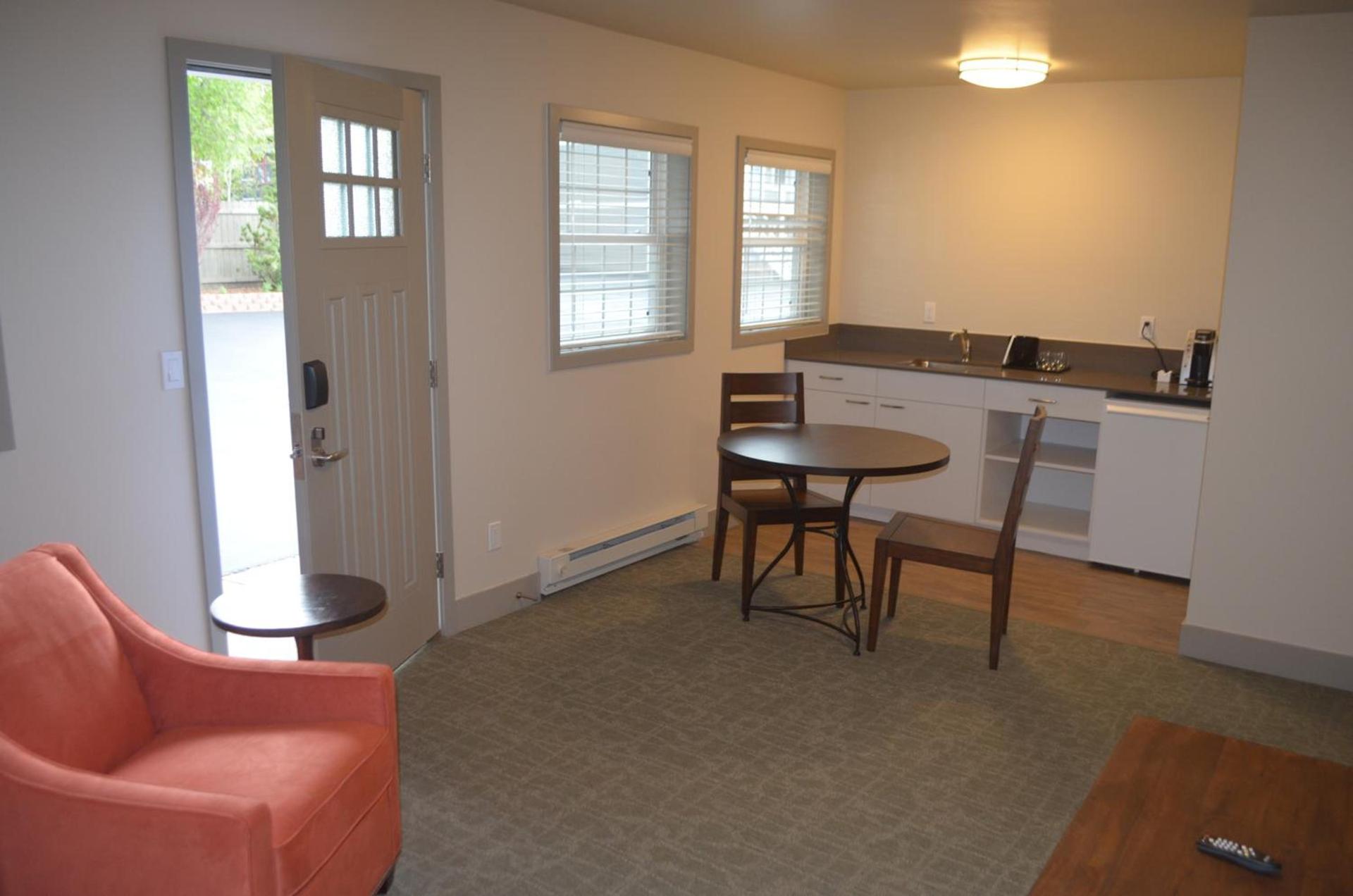 Basalt Mountain Inn photo 20
