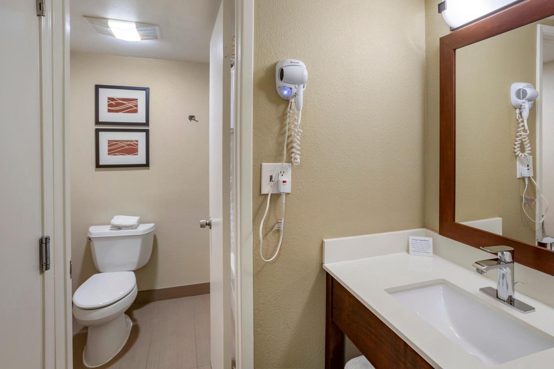 Comfort Inn Sunnyvale - Silicon Valley photo 34