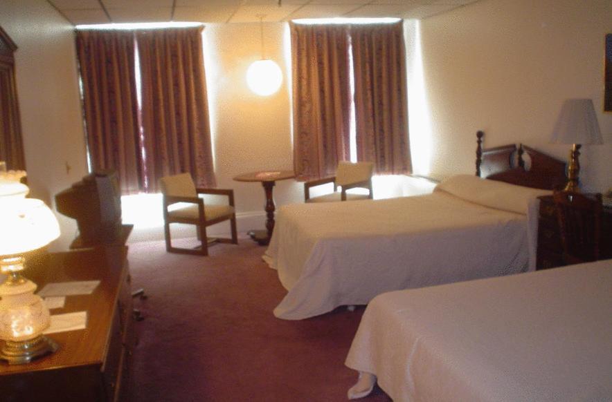 Old National Hotel photo 22