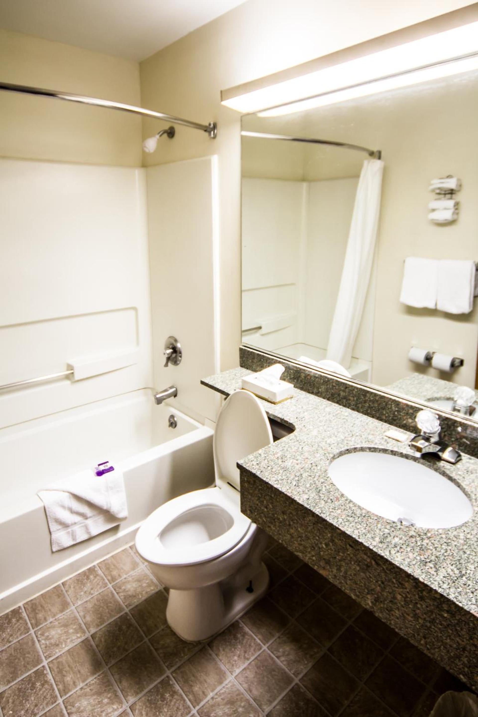 Knights Inn Allentown photo 8