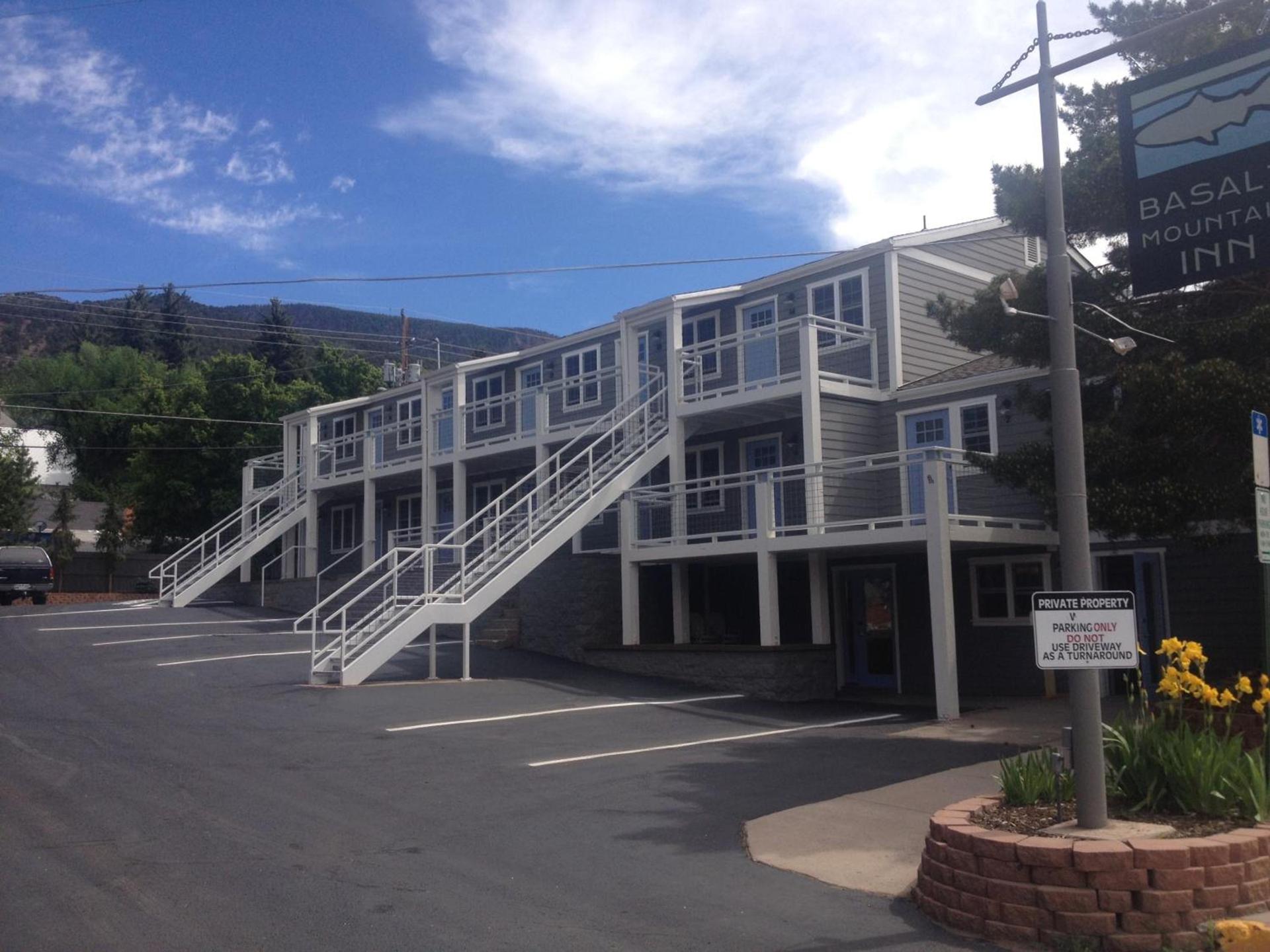 Basalt Mountain Inn photo 13