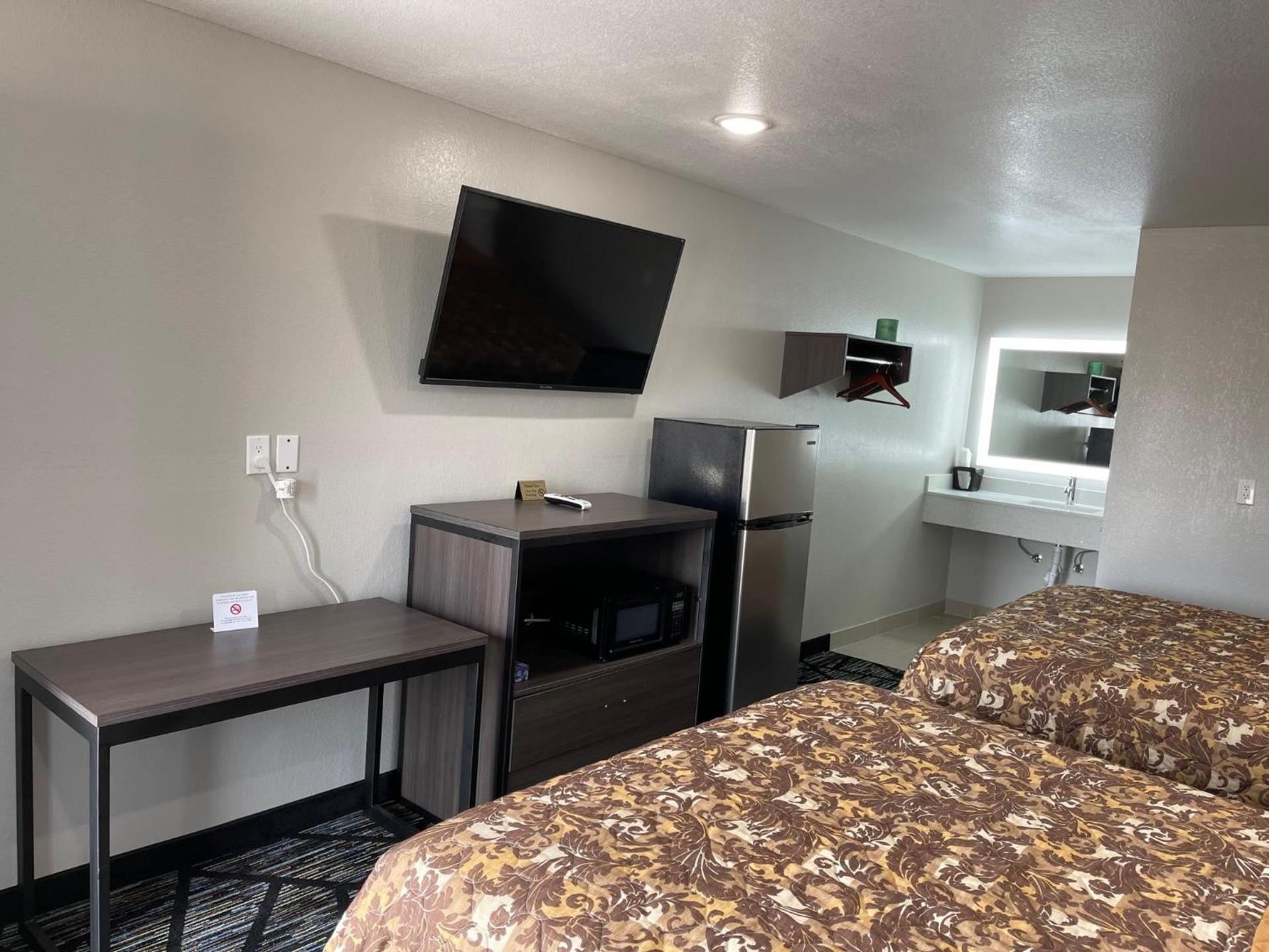 Cameron Motel photo 12