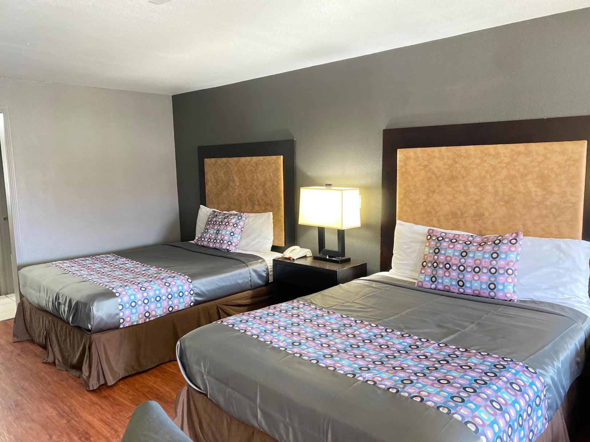 Island Suites Bay City photo 14