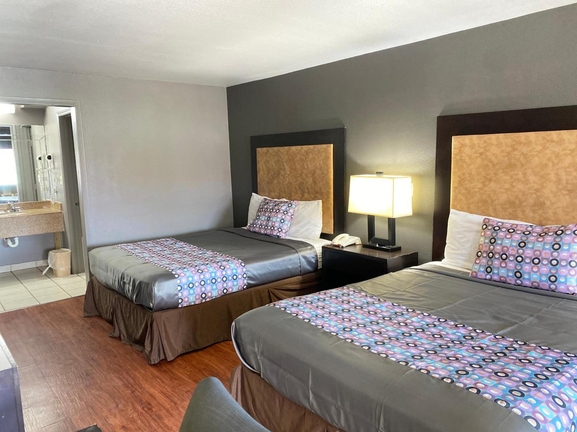 Island Suites Bay City photo 22