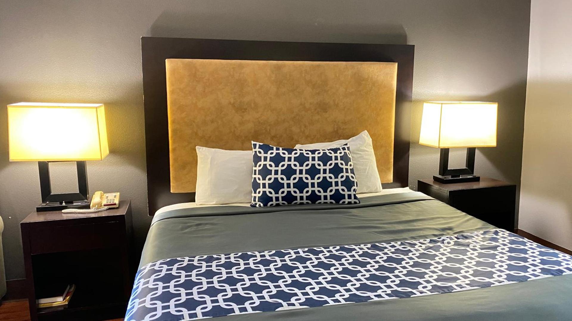 Island Suites Bay City photo 20
