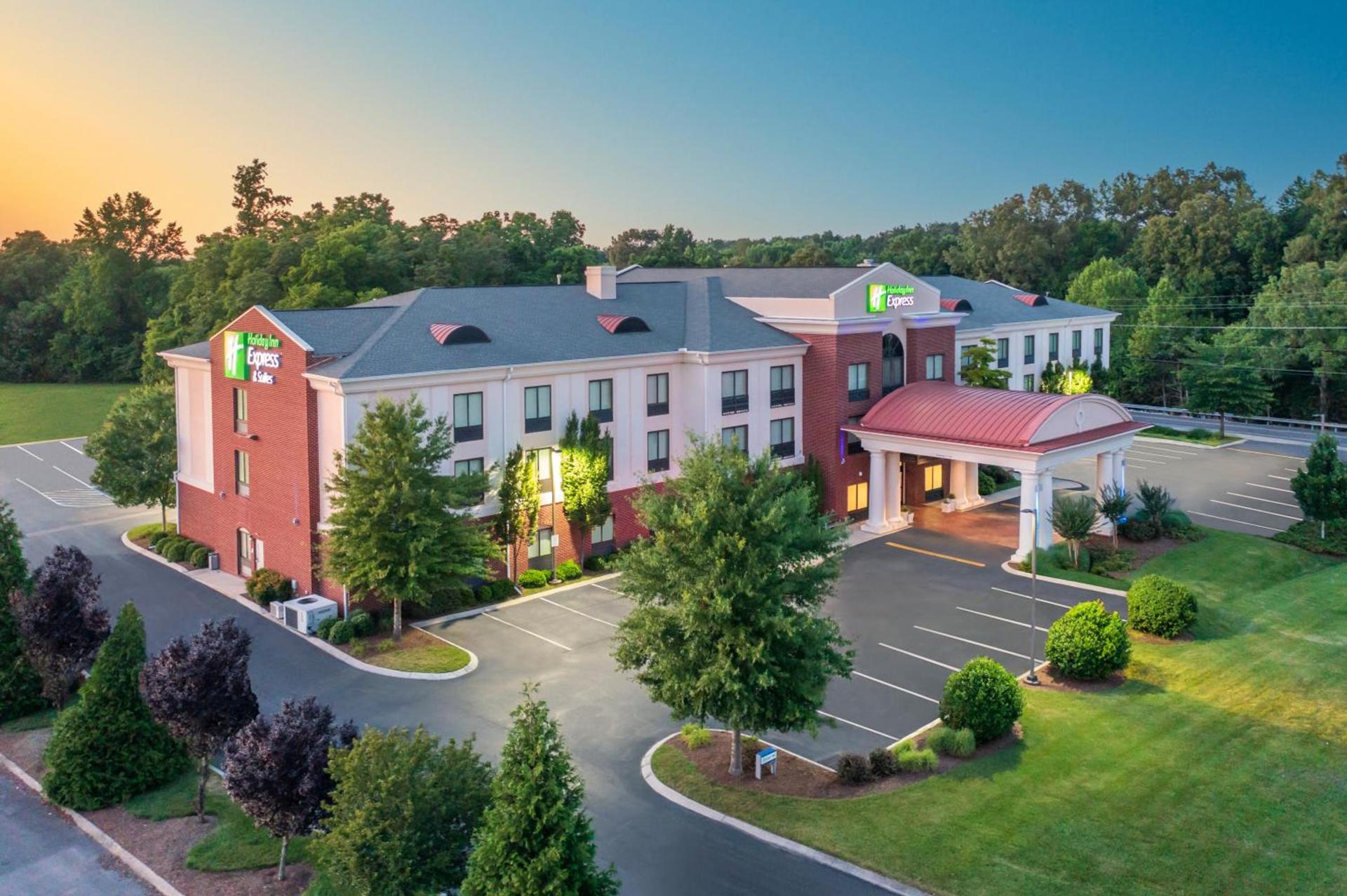 Holiday Inn Express - Tullahoma by IHG photo 37