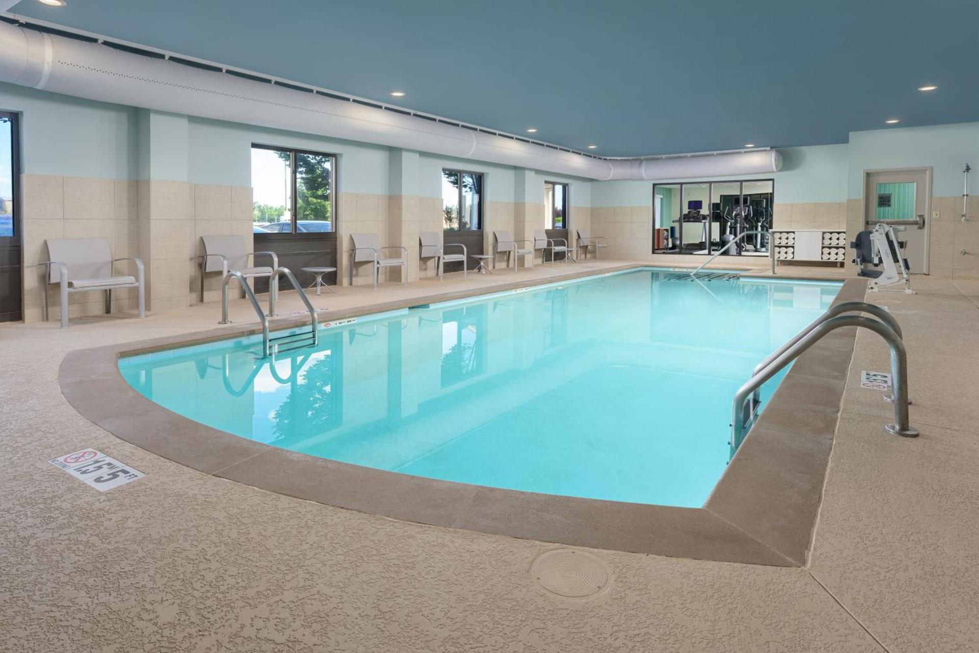 Holiday Inn Express - Tullahoma by IHG photo 19