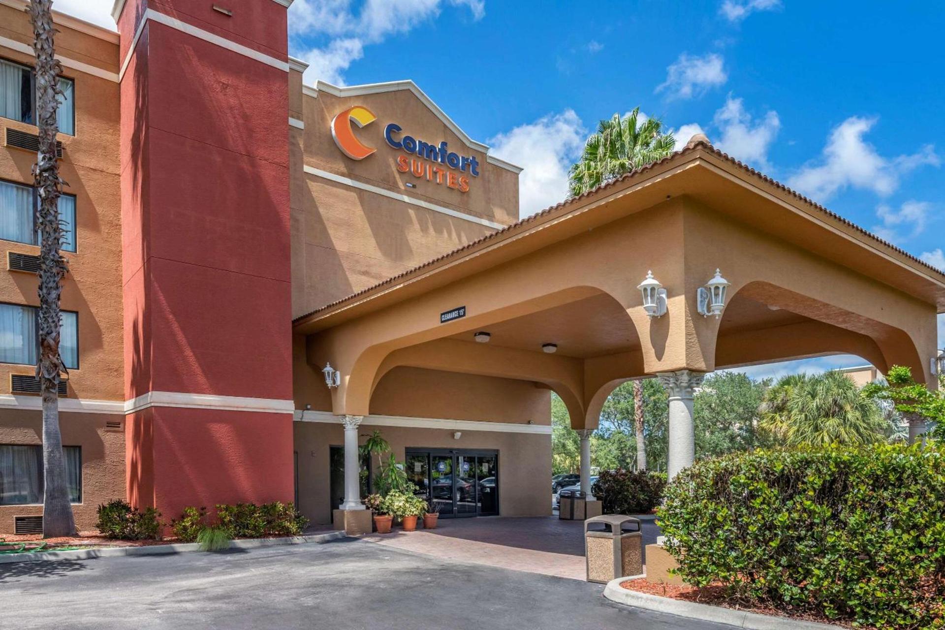 Comfort Suites Fort Pierce I-95 — hotel in Fort Pierce