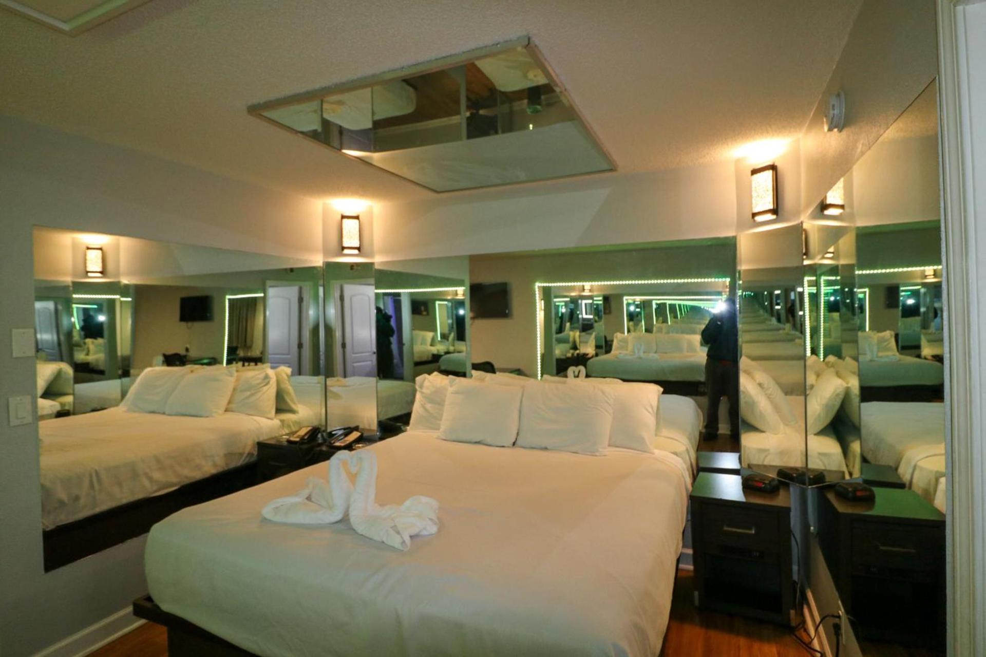 Envi Boutique Hotel Henderson-Evansville South photo 14