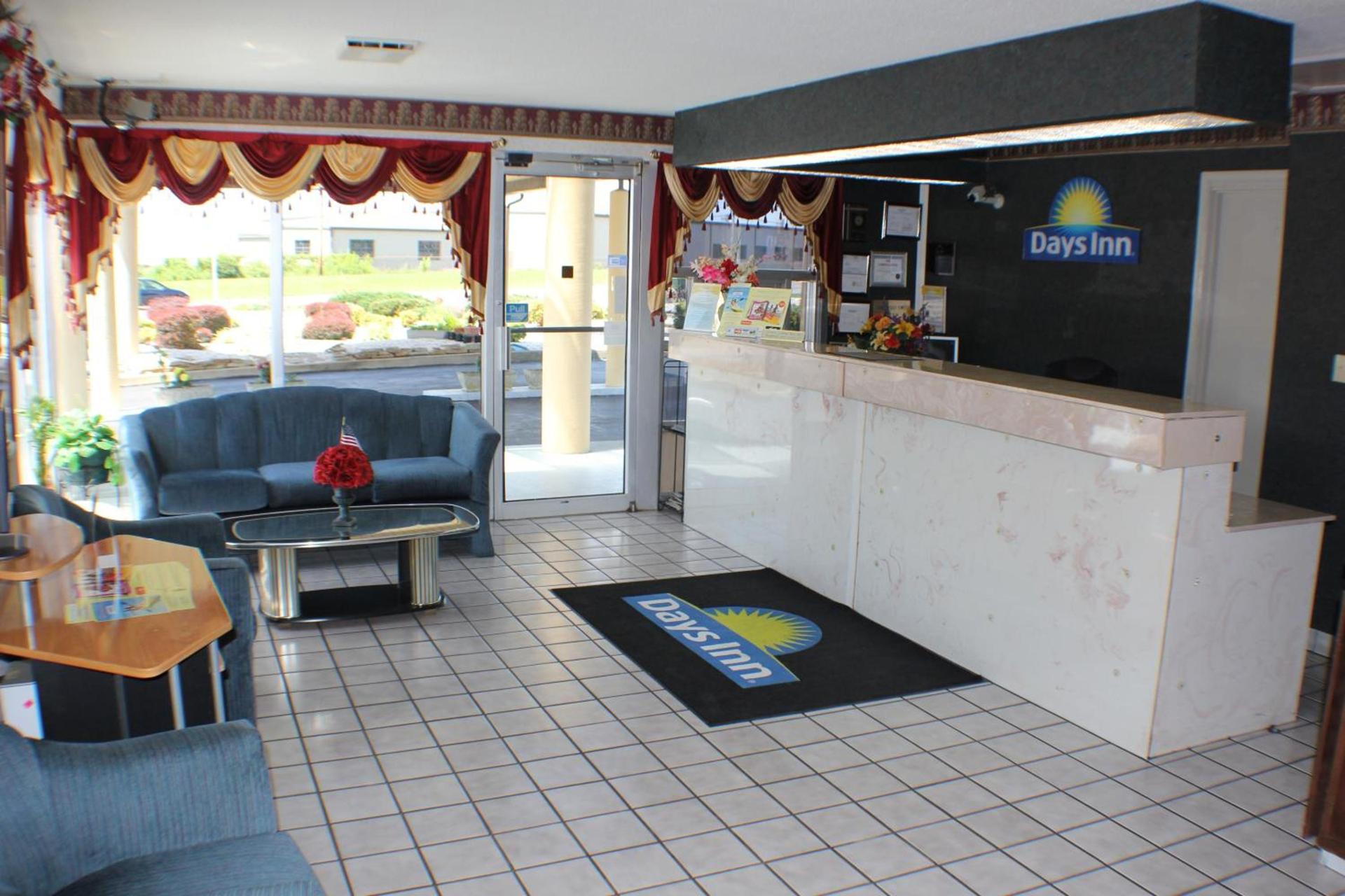 Days Inn by Wyndham Greeneville photo 15