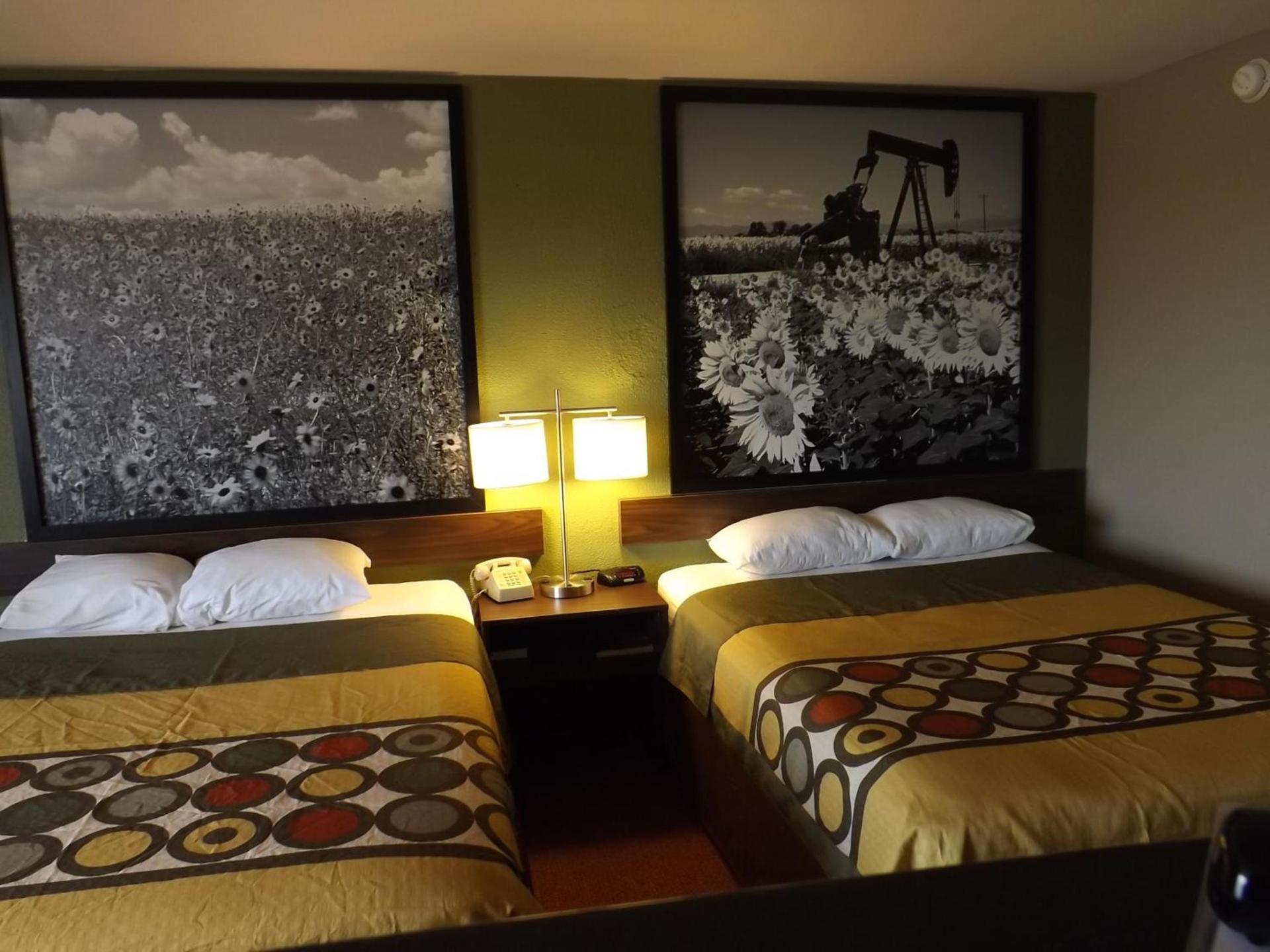 Super 8 by Wyndham Sterling CO photo 25
