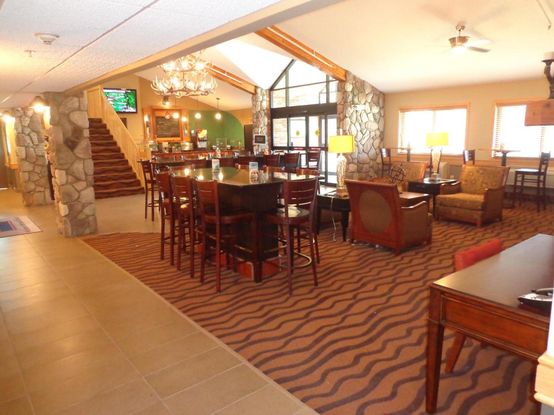 AmericInn by Wyndham Grand Forks photo 65