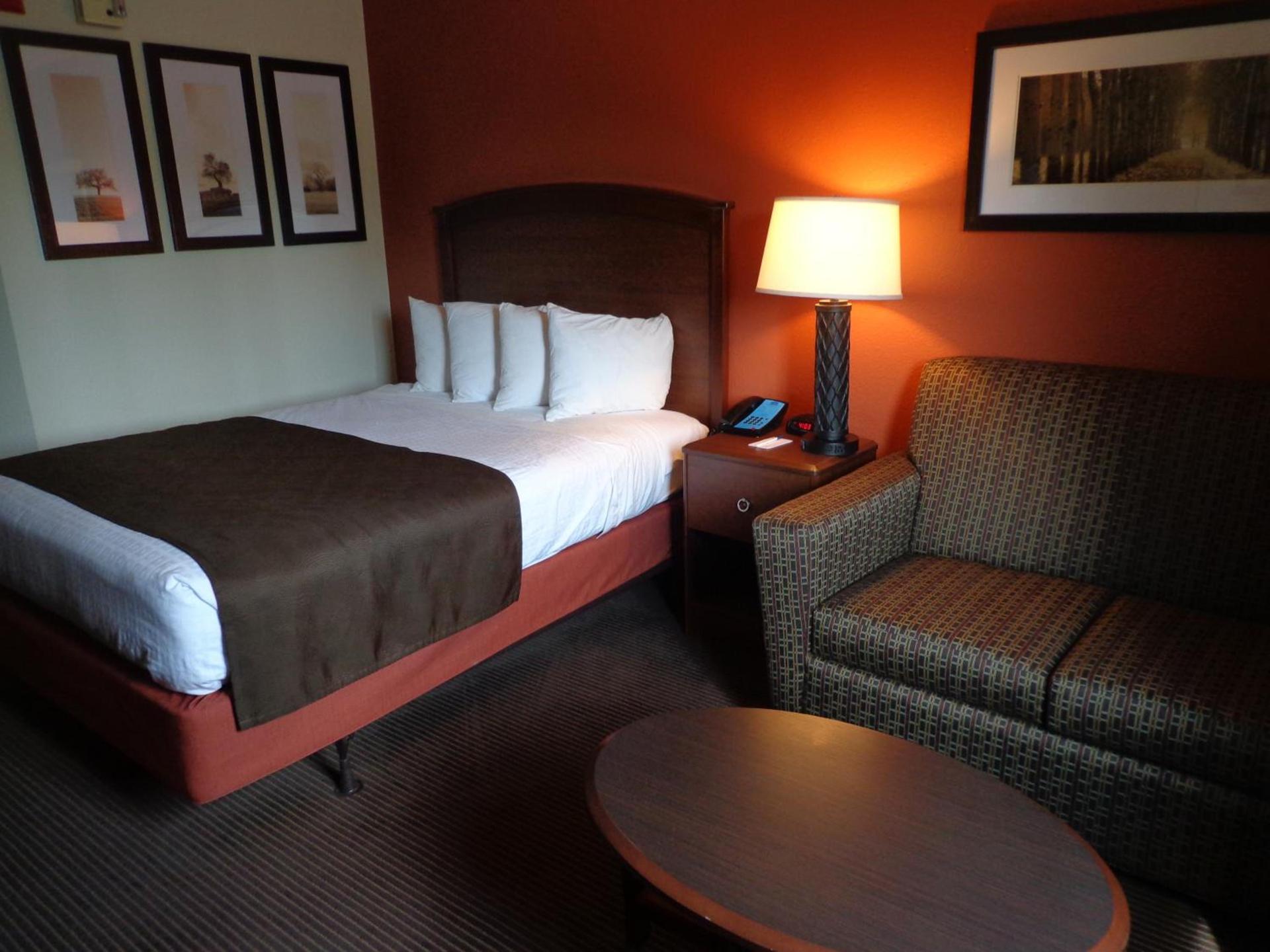AmericInn by Wyndham Grand Forks photo 66