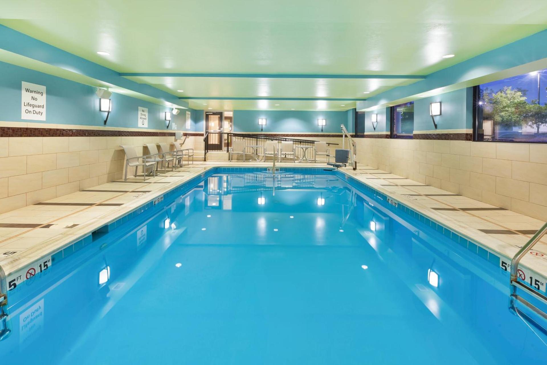 Holiday Inn Express - Waldorf by IHG photo 29