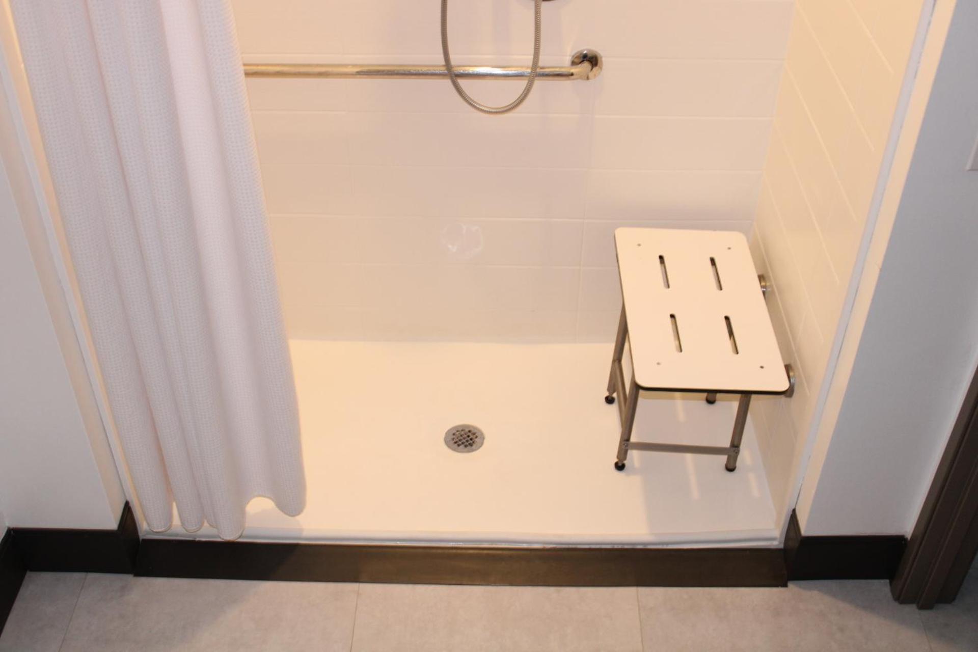 Best Western Plus Isanti photo 40