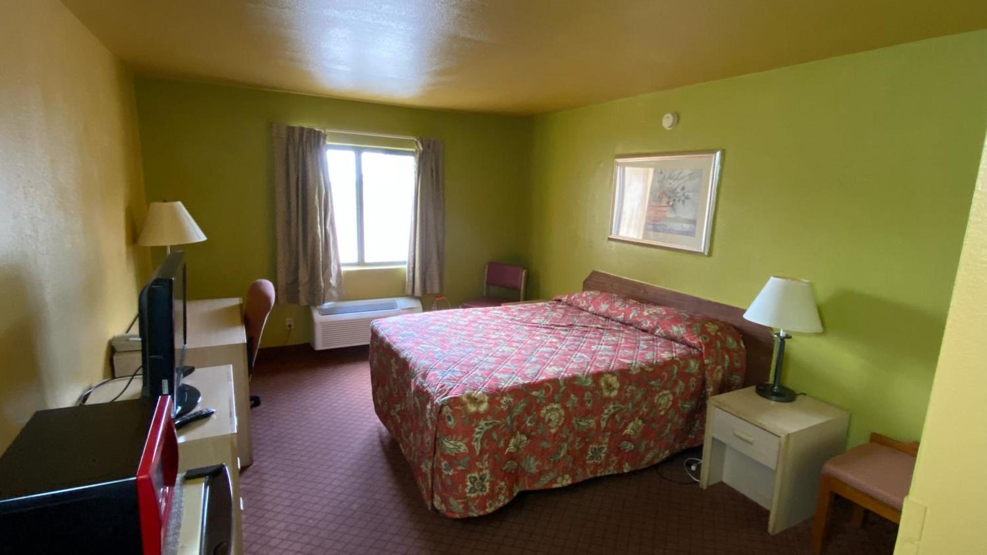 Sunset Inn-Rolla photo 3