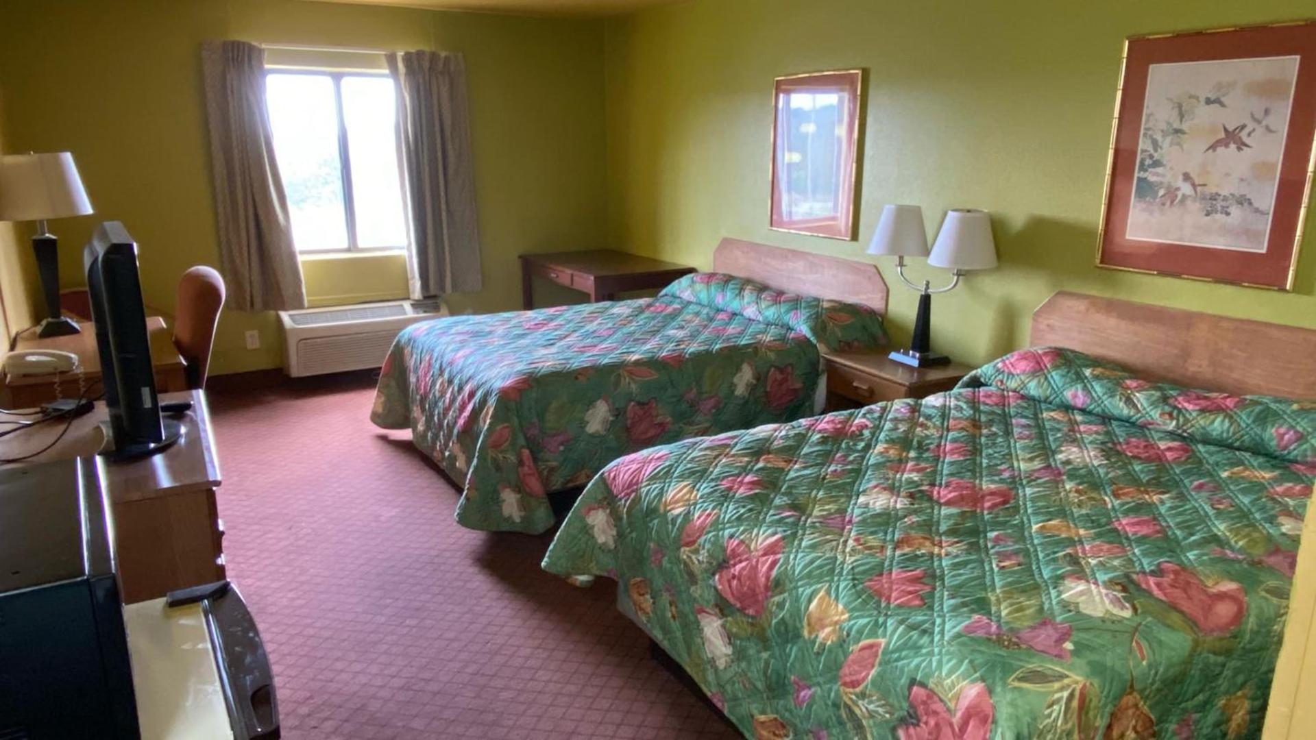 Sunset Inn-Rolla photo 5