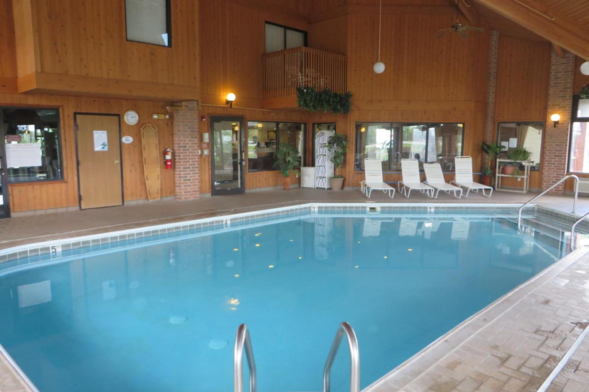 Baymont by Wyndham Boone photo 7