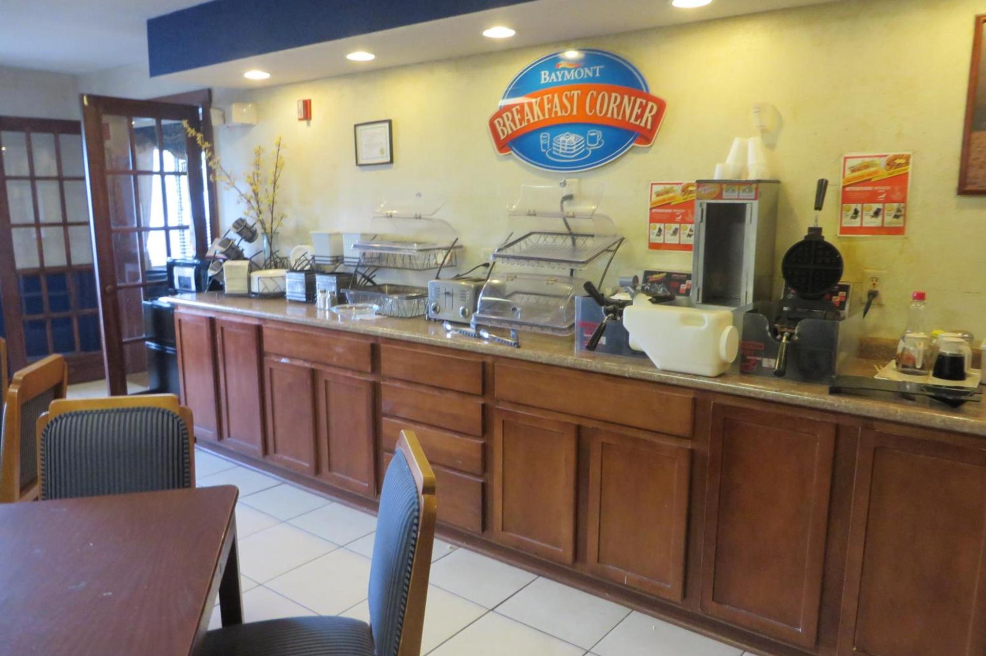 Baymont by Wyndham Boone photo 29